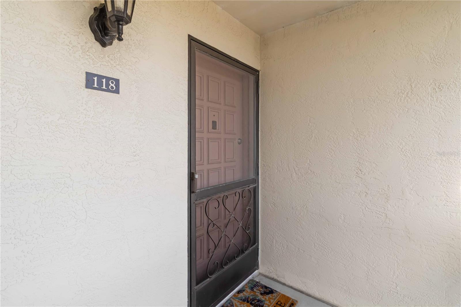 Image 4 of 47 For 118 Lakeview Way  118