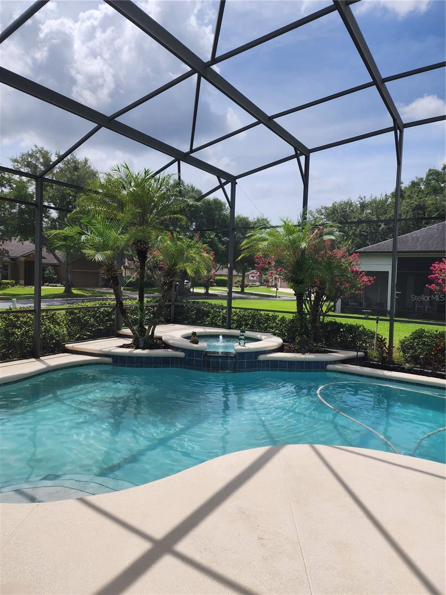 Image 5 of 25 For 3833 Emerald Estates Circle