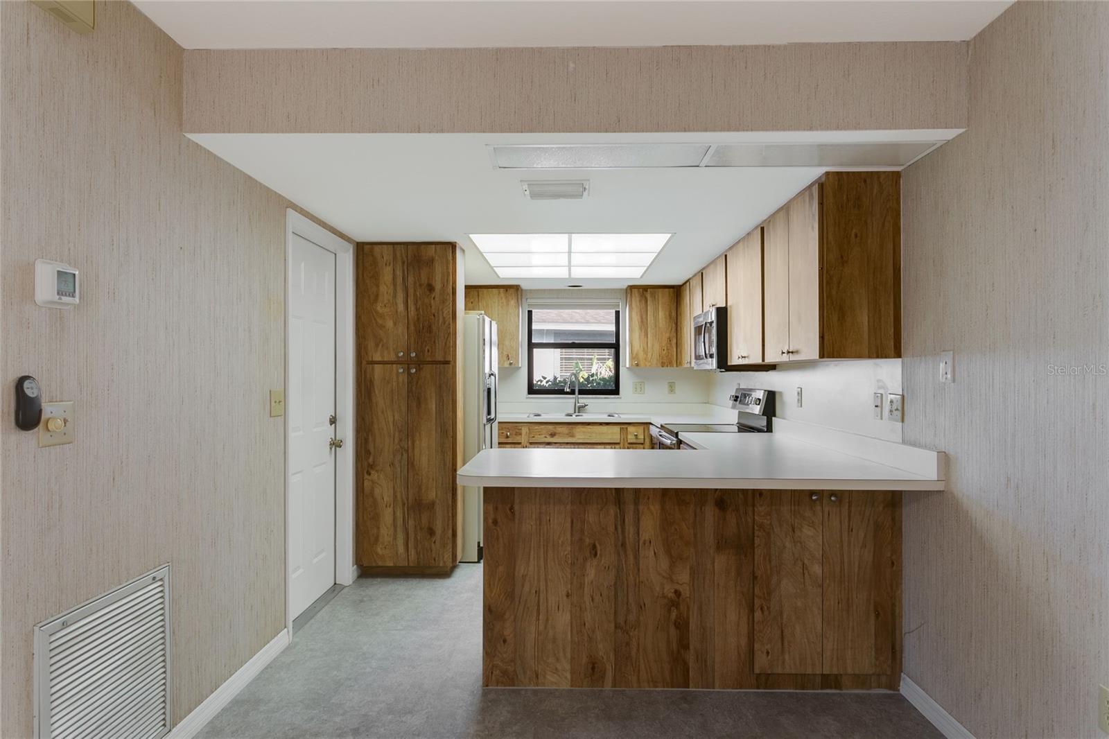 Image 4 of 33 For 2615 66th Street Circle W 57