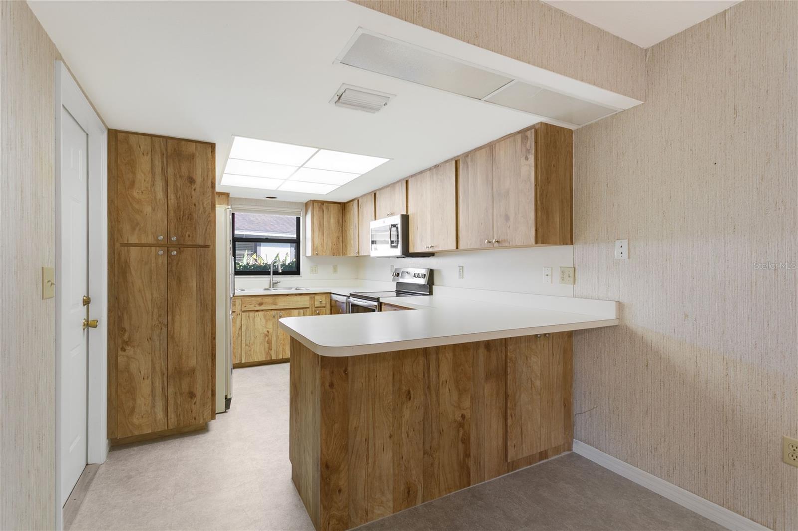 Image 9 of 33 For 2615 66th Street Circle W 57