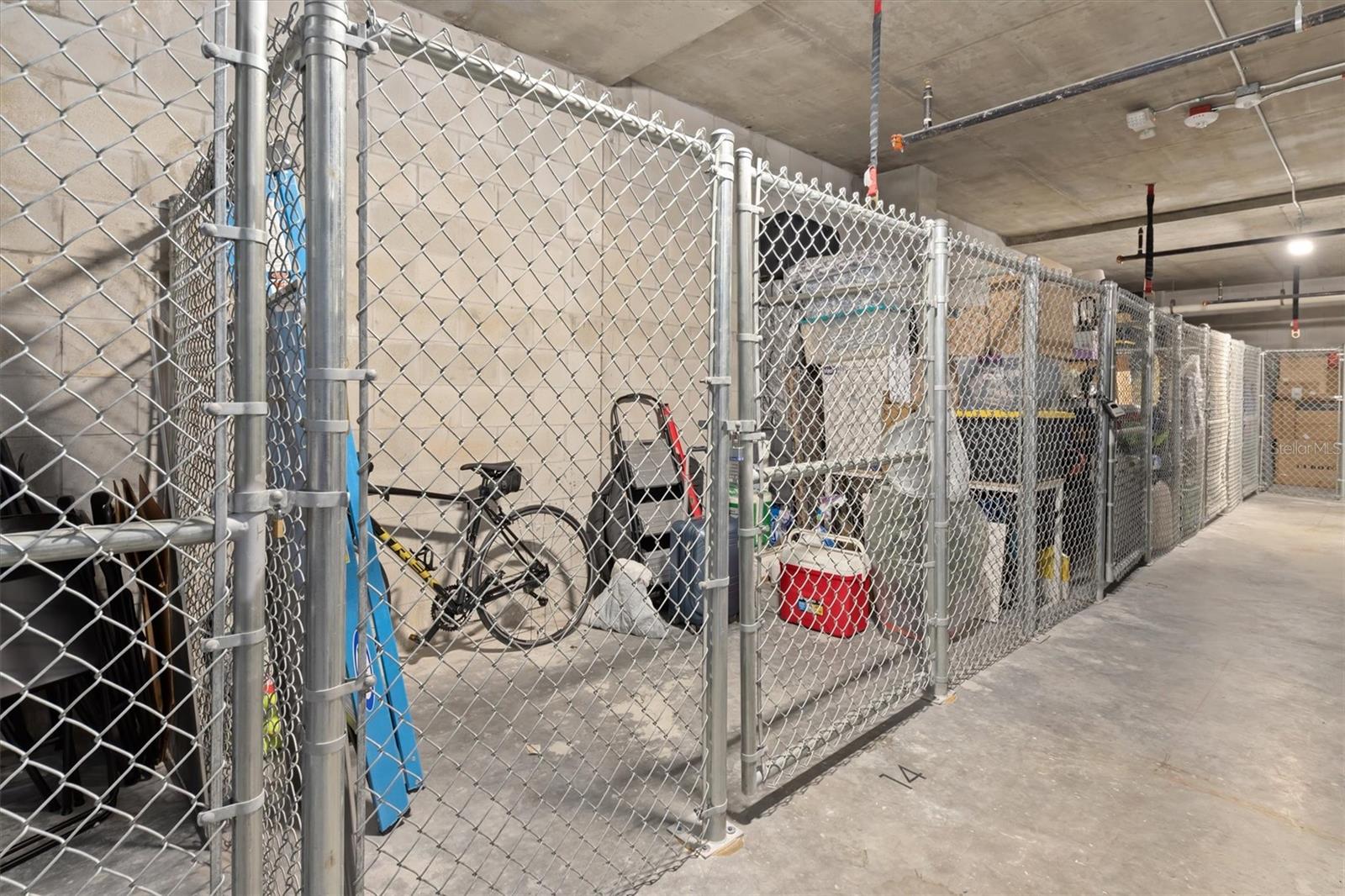 Image 22 of 35 For 332 Cocoanut Avenue 411