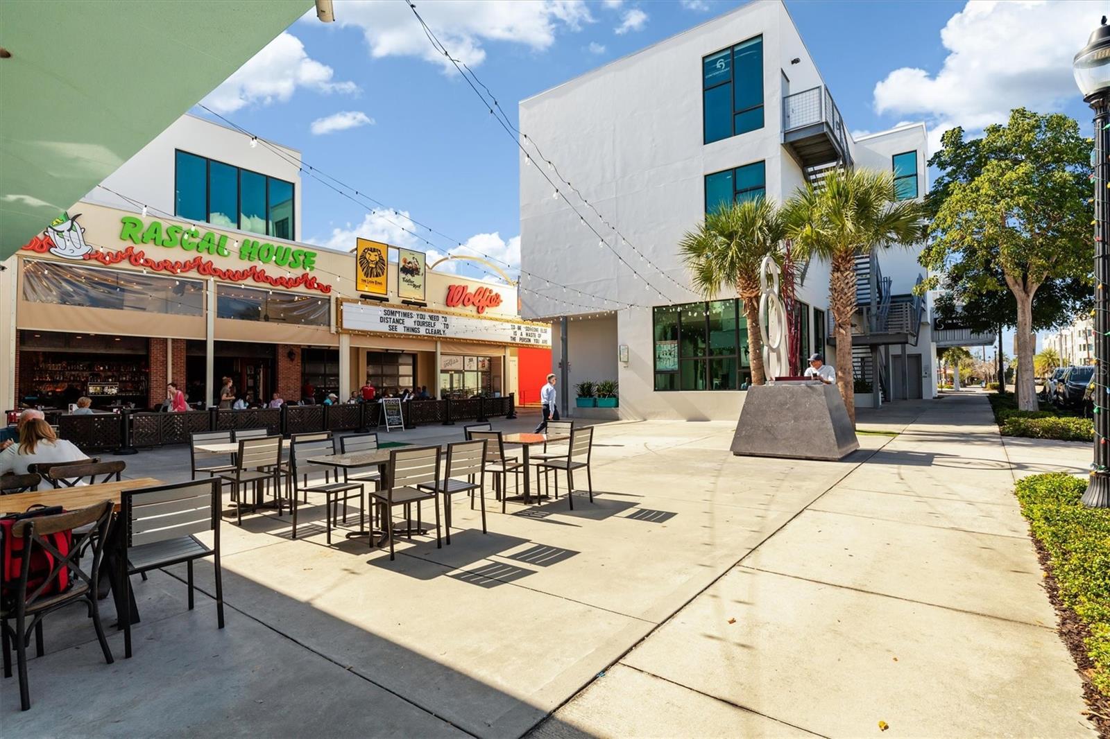 Image 35 of 35 For 332 Cocoanut Avenue 411