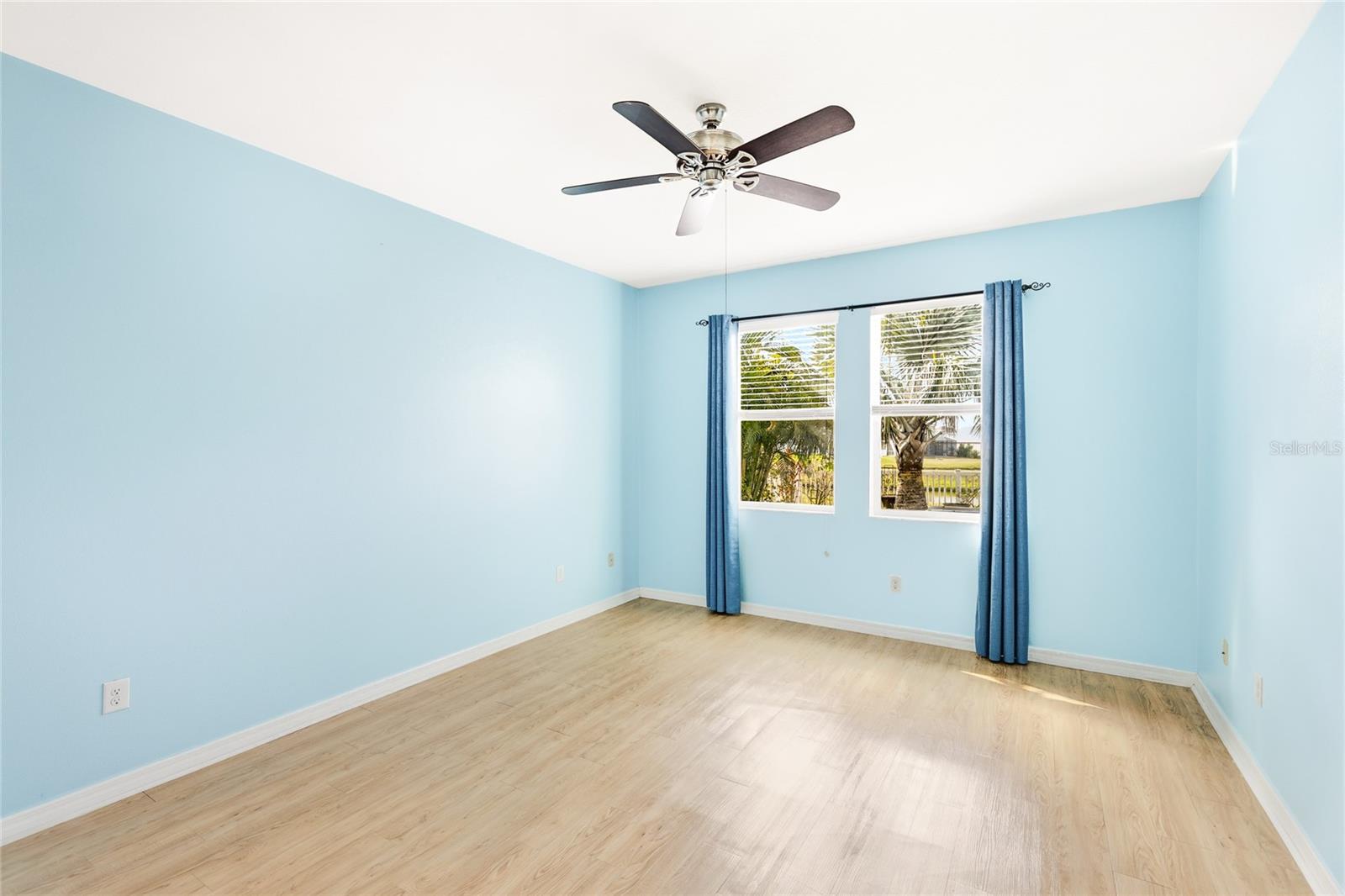 Image 17 of 56 For 7817 112th Avenue E