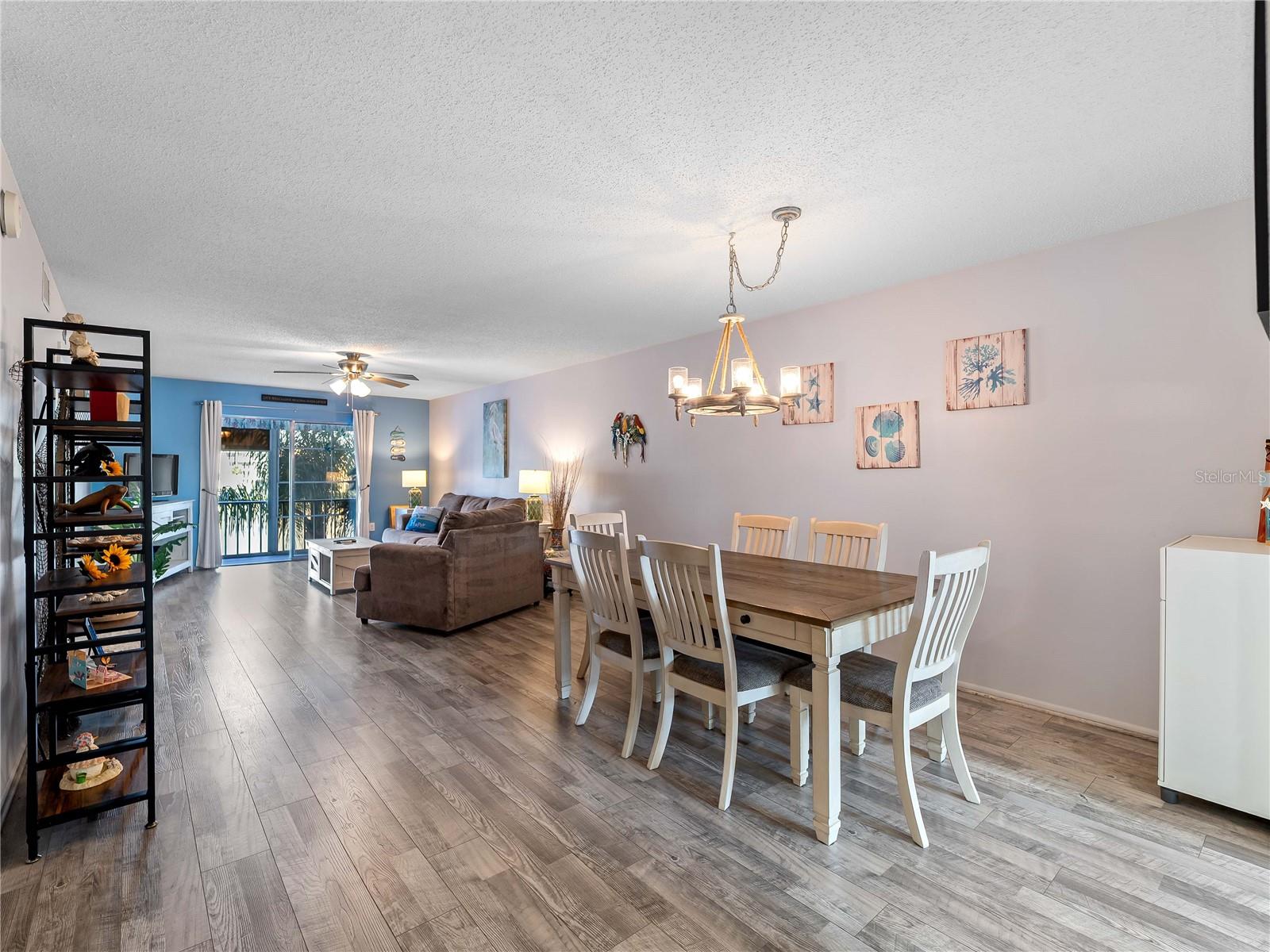 Image 15 of 39 For 3404 Lake Bayshore Drive 315