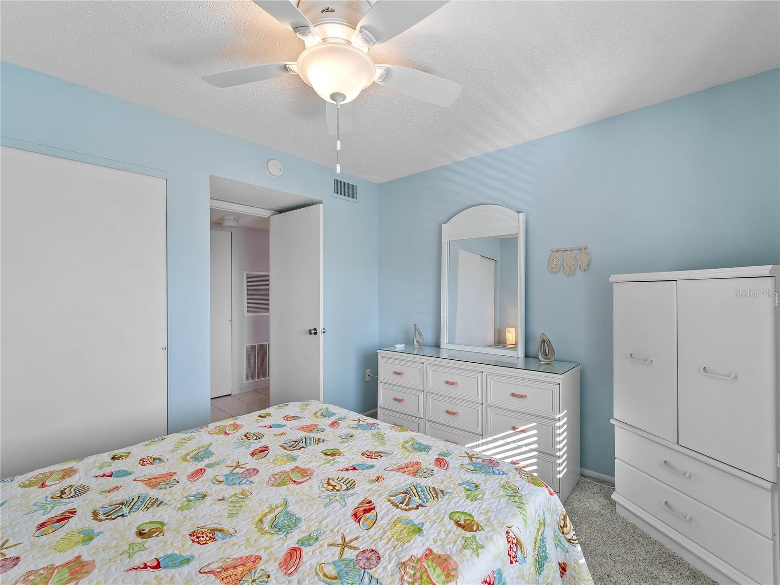 Image 19 of 39 For 3404 Lake Bayshore Drive 315