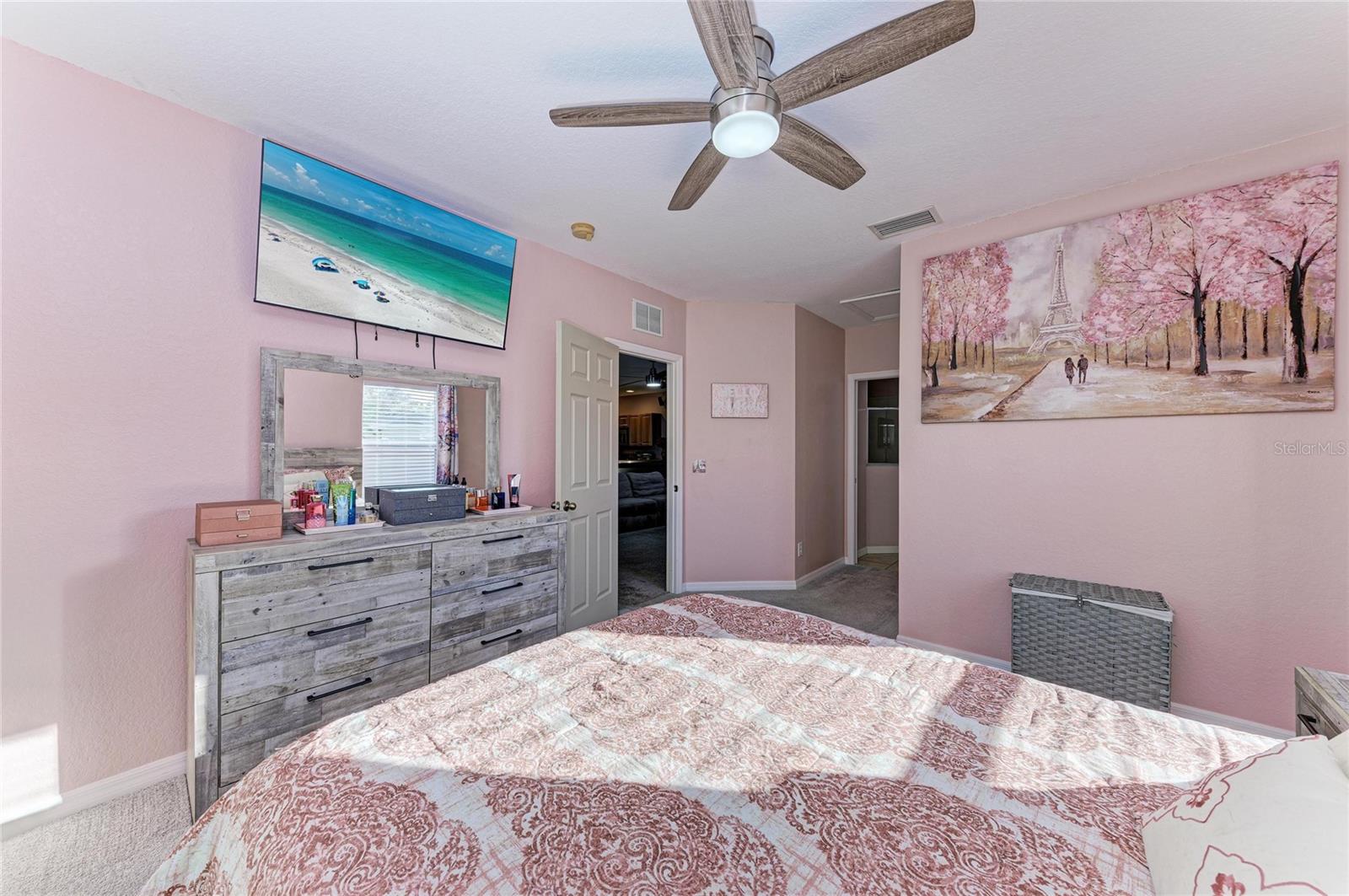 Image 14 of 33 For 2311 29th Avenue E