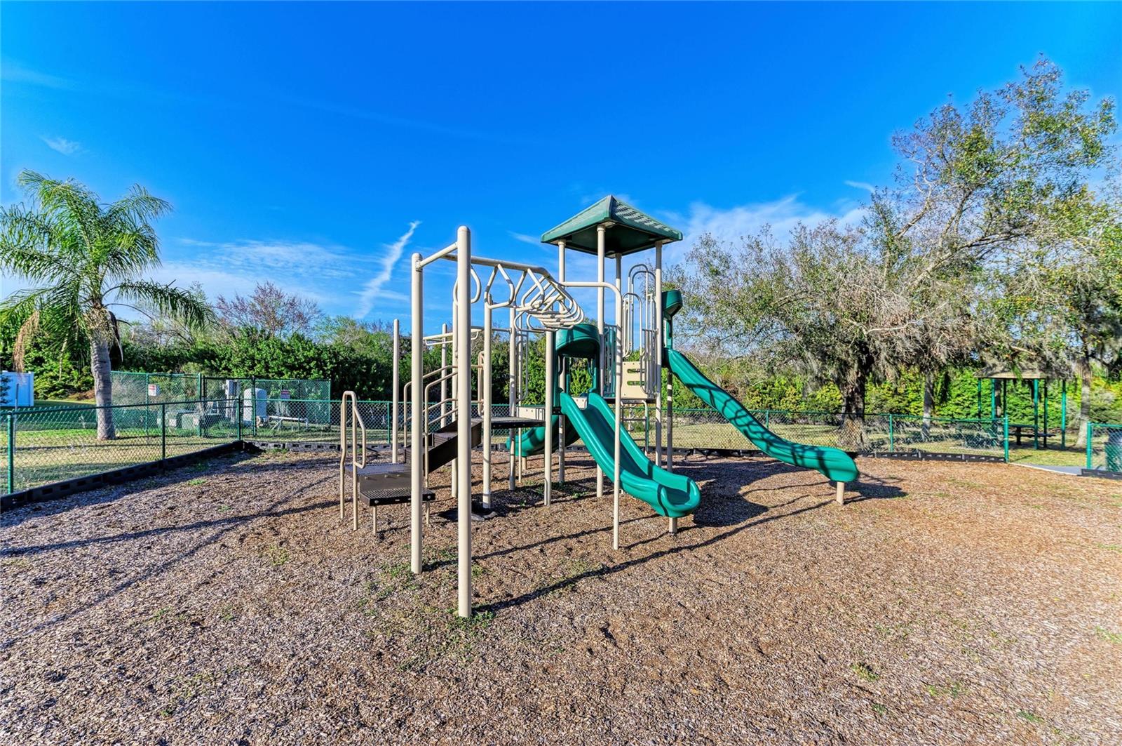 Image 30 of 33 For 2311 29th Avenue E