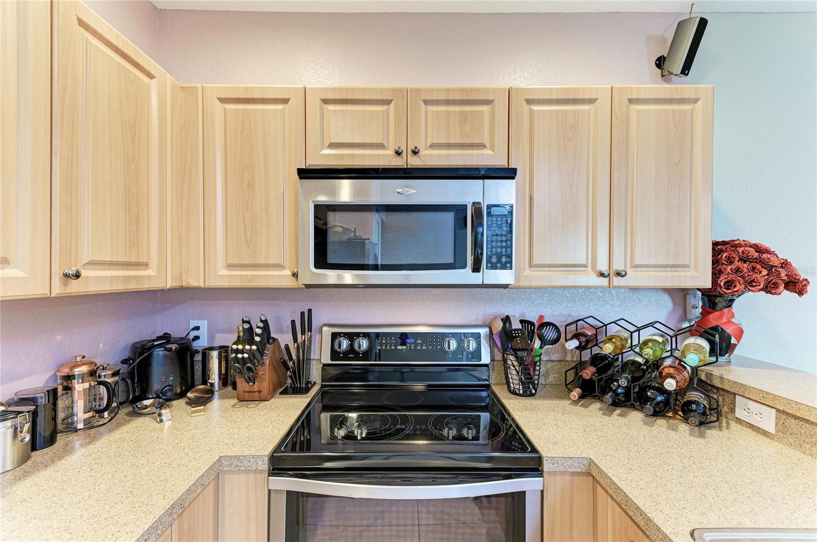 Image 9 of 33 For 2311 29th Avenue E