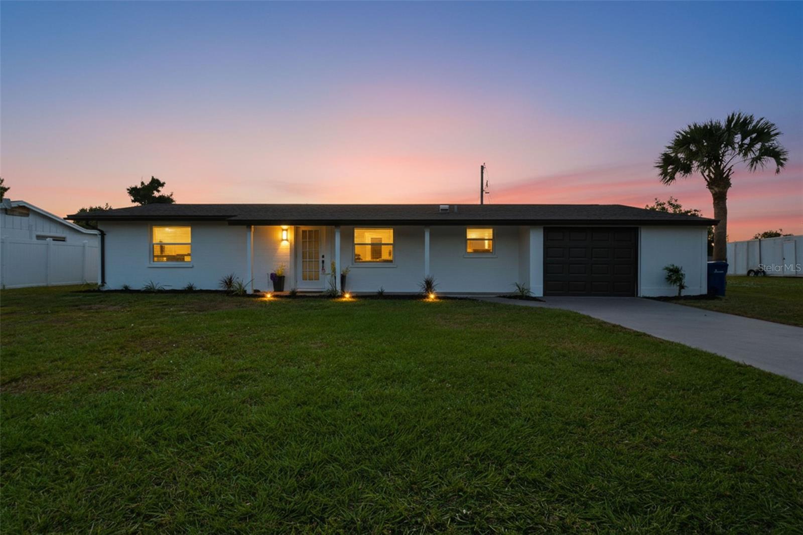 Details for 121 Sandhurst Drive, VENICE, FL 34293