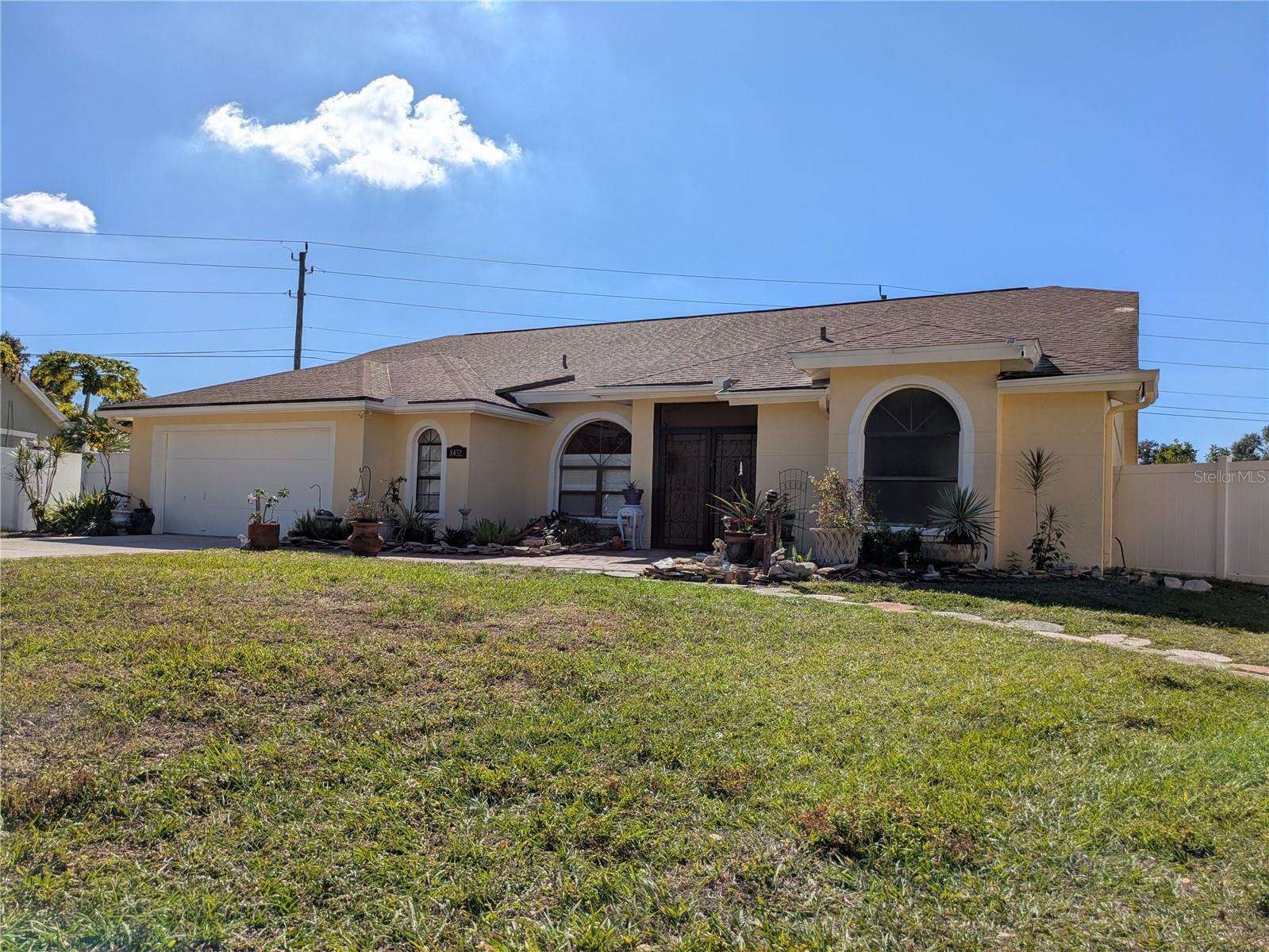 Image 3 of 26 For 8432 Palm Lakes Court