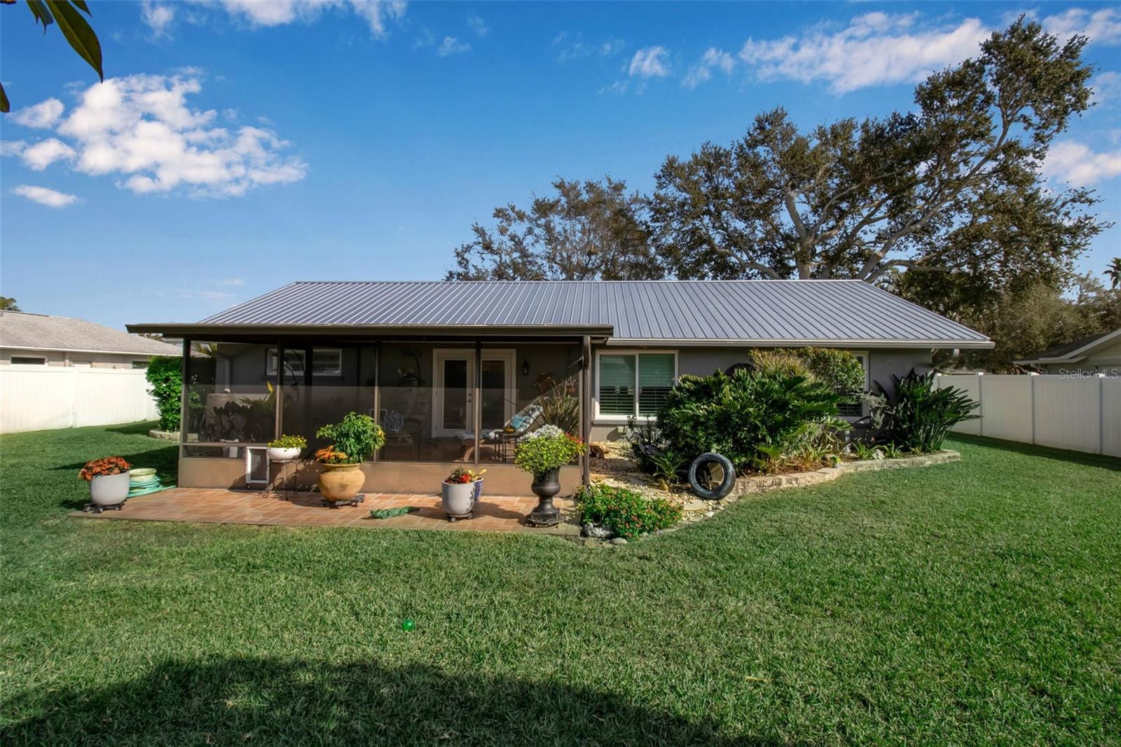 Image 7 of 44 For 1014 63rd St W