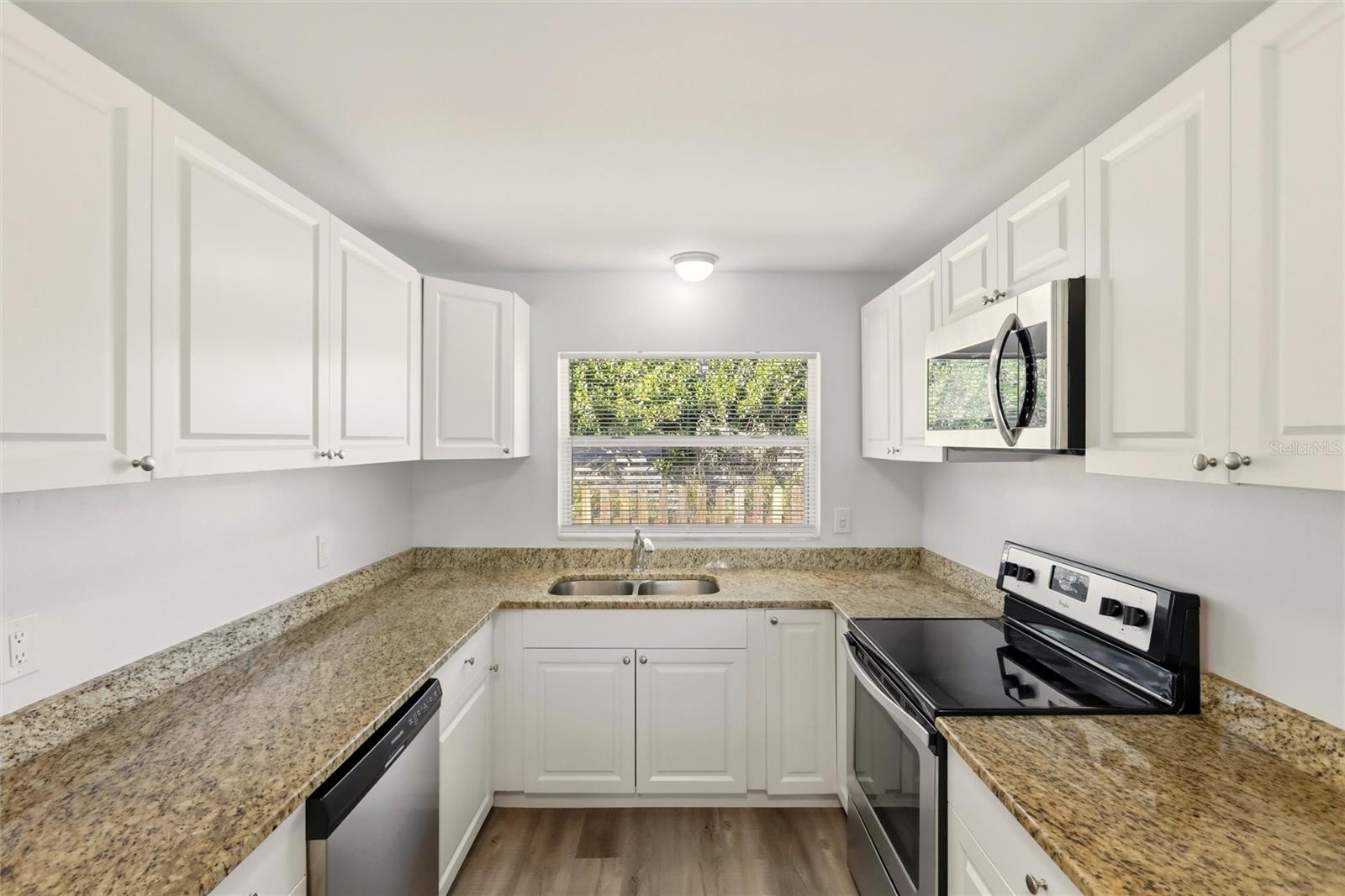 Image 10 of 31 For 6226 Camphor Avenue