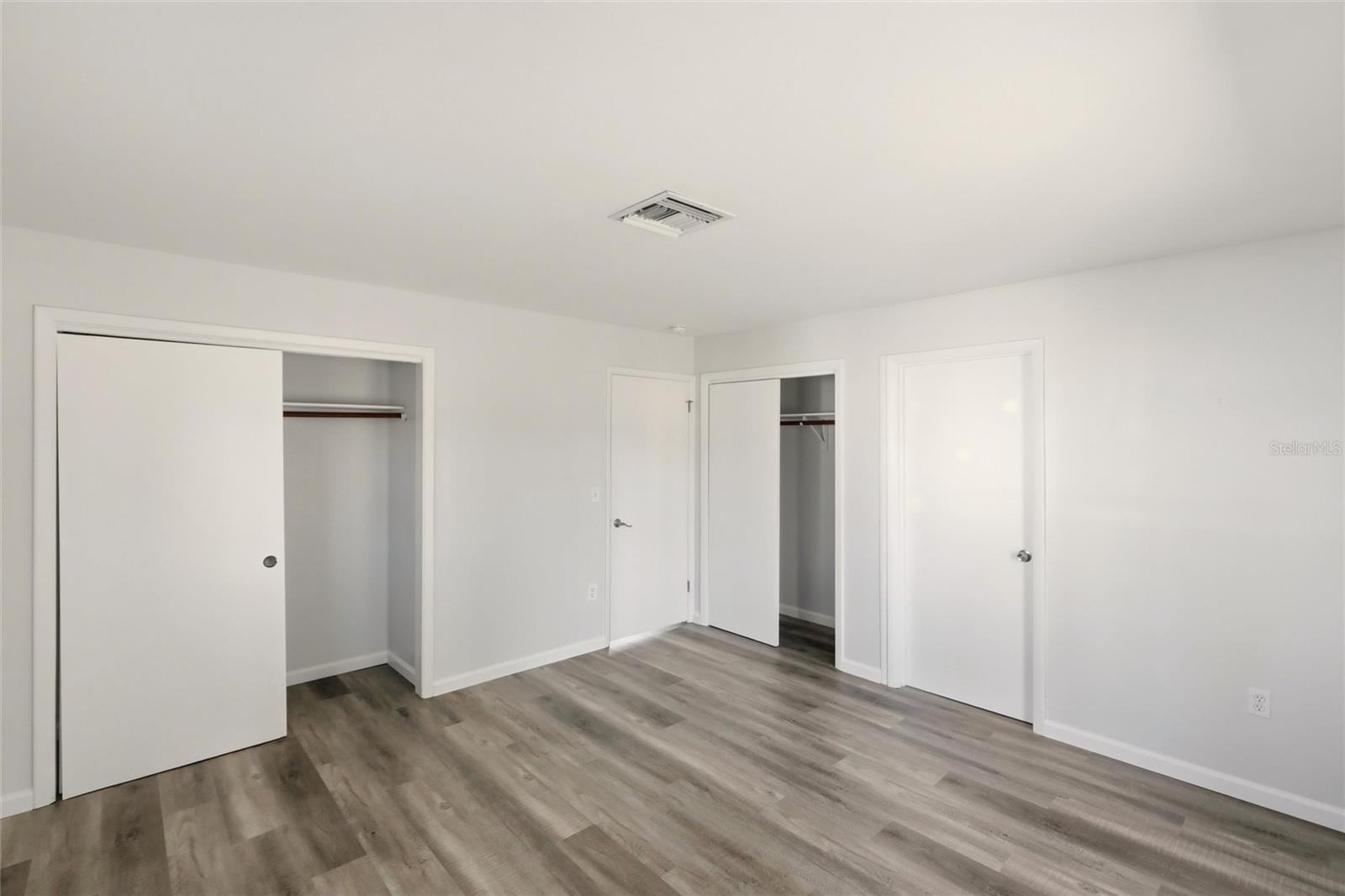 Image 13 of 31 For 6226 Camphor Avenue