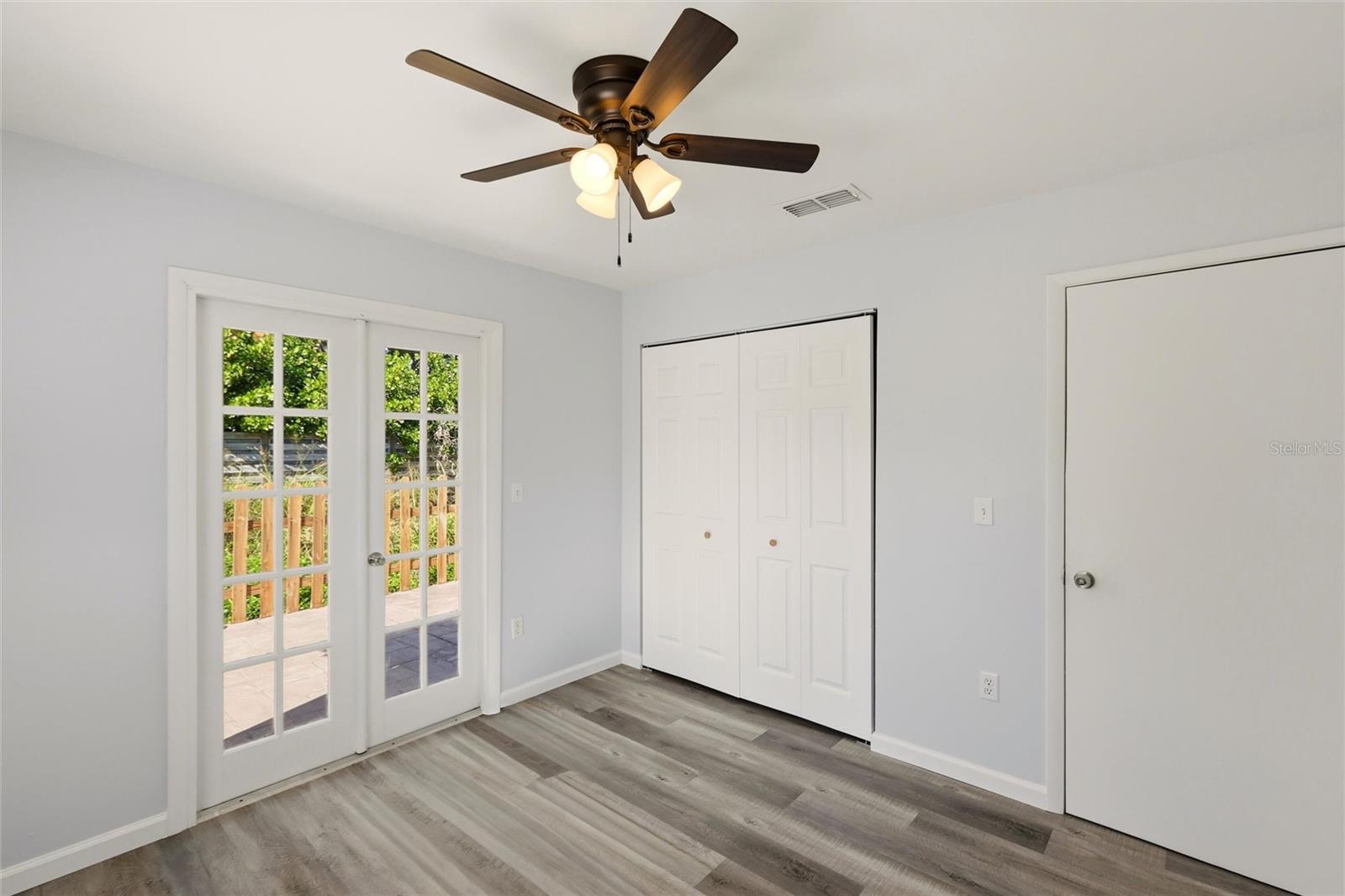 Image 18 of 31 For 6226 Camphor Avenue