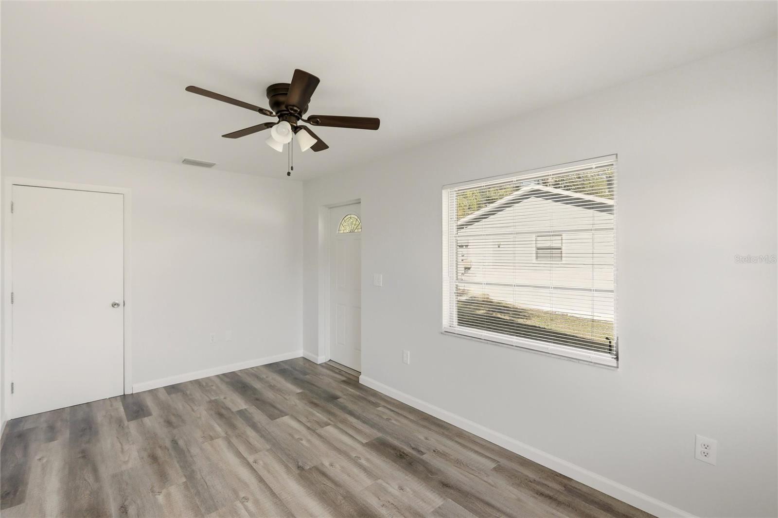 Image 21 of 31 For 6226 Camphor Avenue