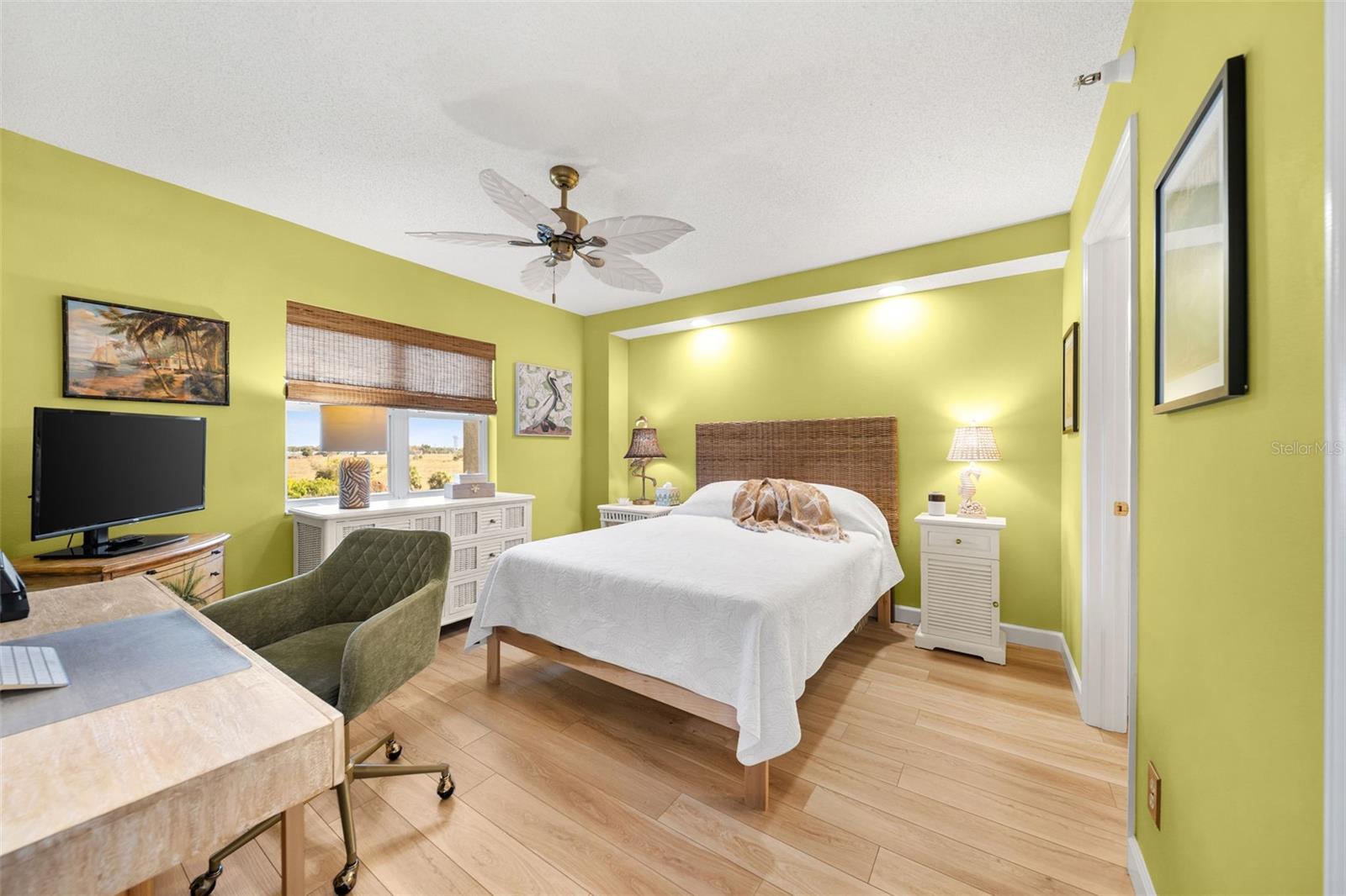 Image 13 of 43 For 2320 Terra Ceia Bay Boulevard 410