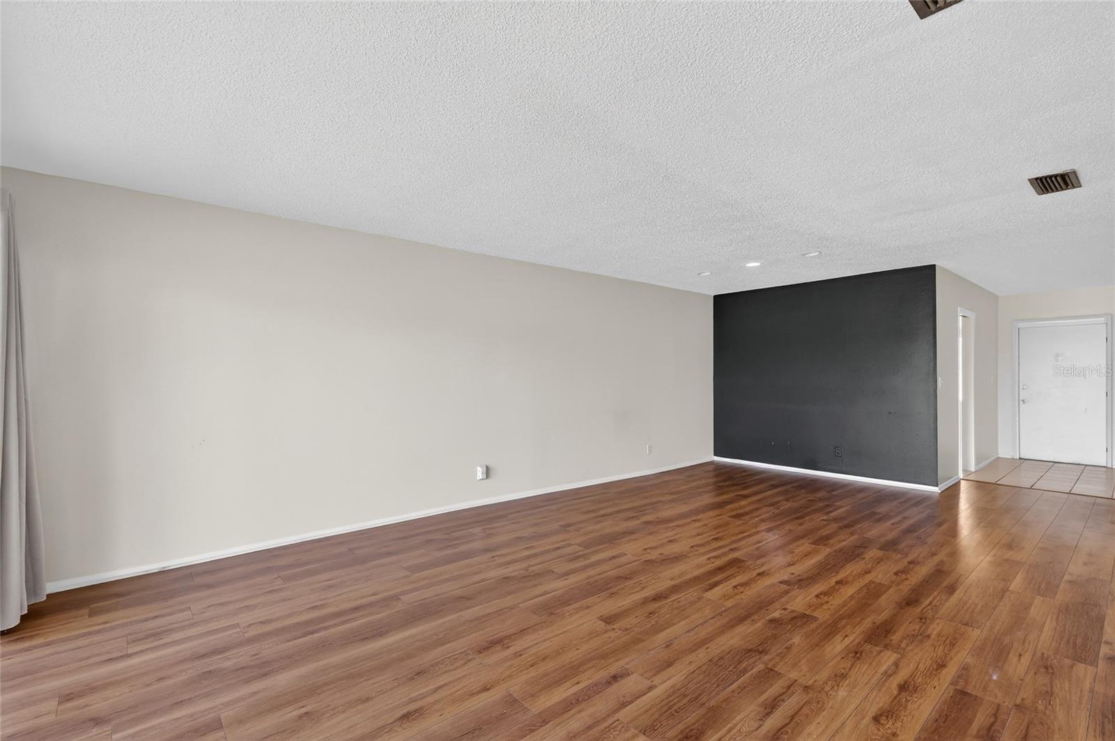 Image 13 of 41 For 7880 Palm Aire Lane 205