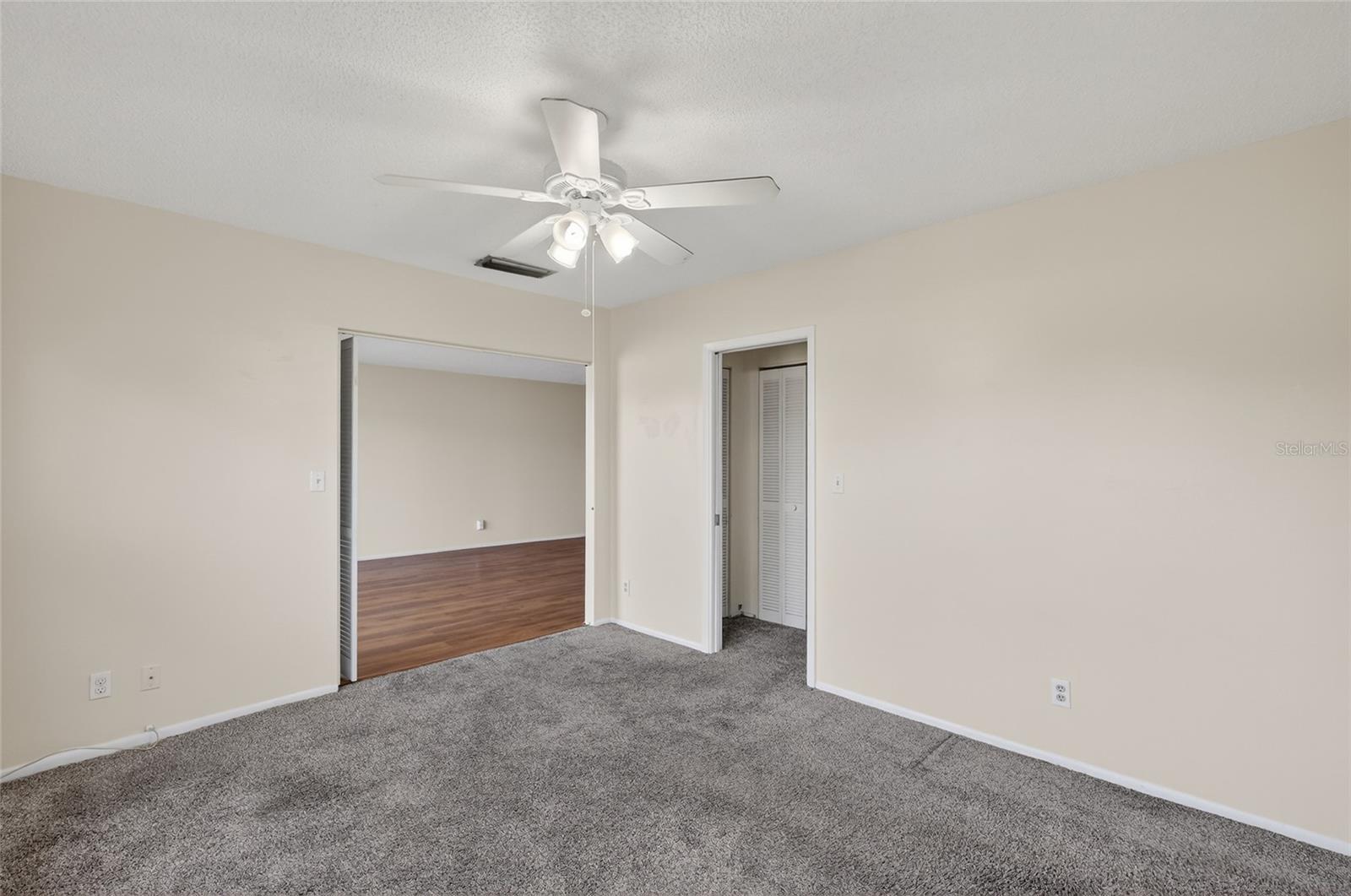 Image 27 of 41 For 7880 Palm Aire Lane 205