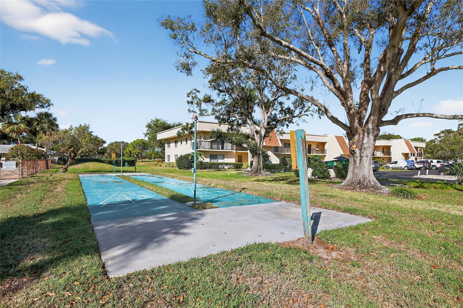 Image 34 of 41 For 7880 Palm Aire Lane 205