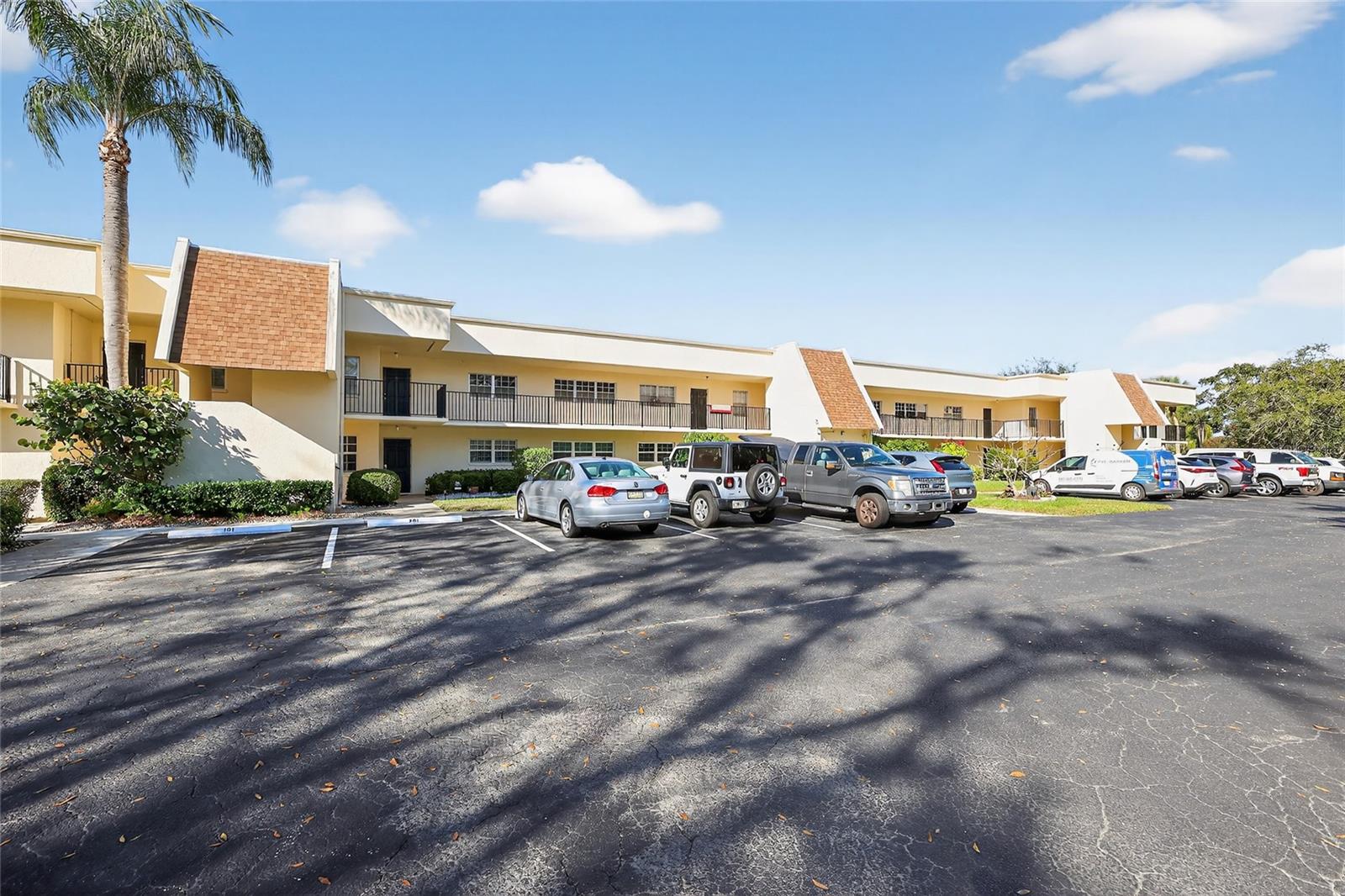 Image 5 of 41 For 7880 Palm Aire Lane 205