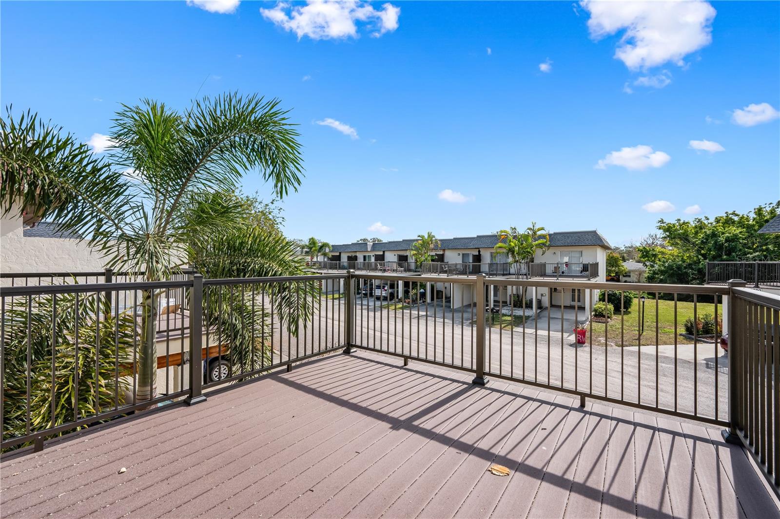 Image 16 of 19 For 3333 Ramblewood Place