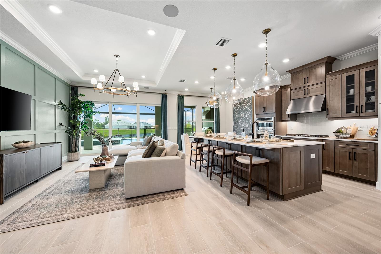 Image 11 of 70 For 7657 Moonbeam Avenue