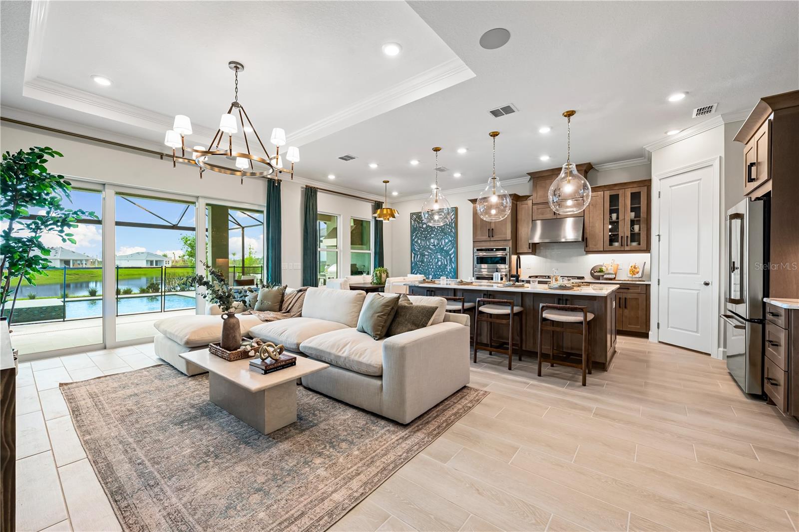 Image 12 of 70 For 7657 Moonbeam Avenue