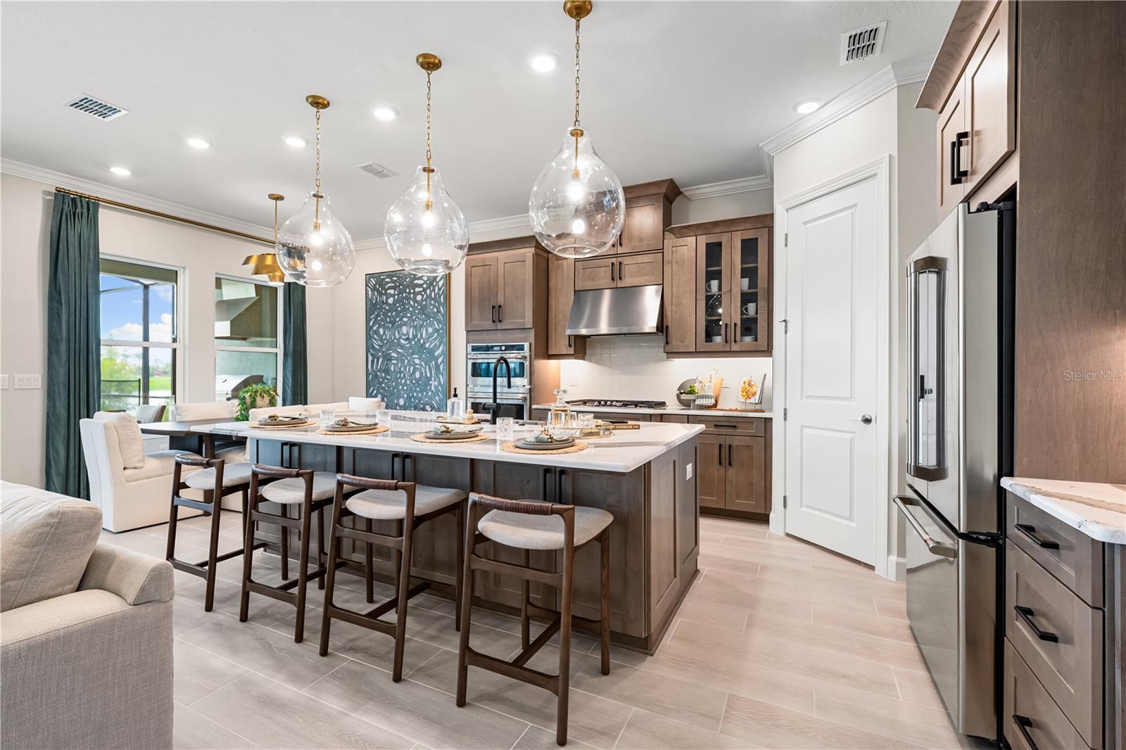 Image 13 of 70 For 7657 Moonbeam Avenue