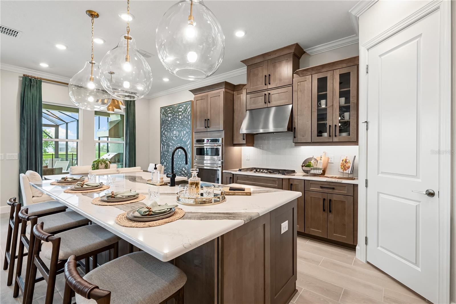 Image 17 of 70 For 7657 Moonbeam Avenue