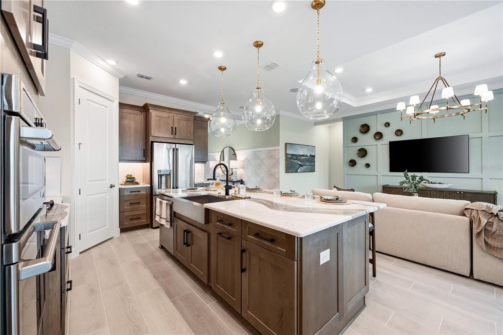 Image 18 of 70 For 7657 Moonbeam Avenue