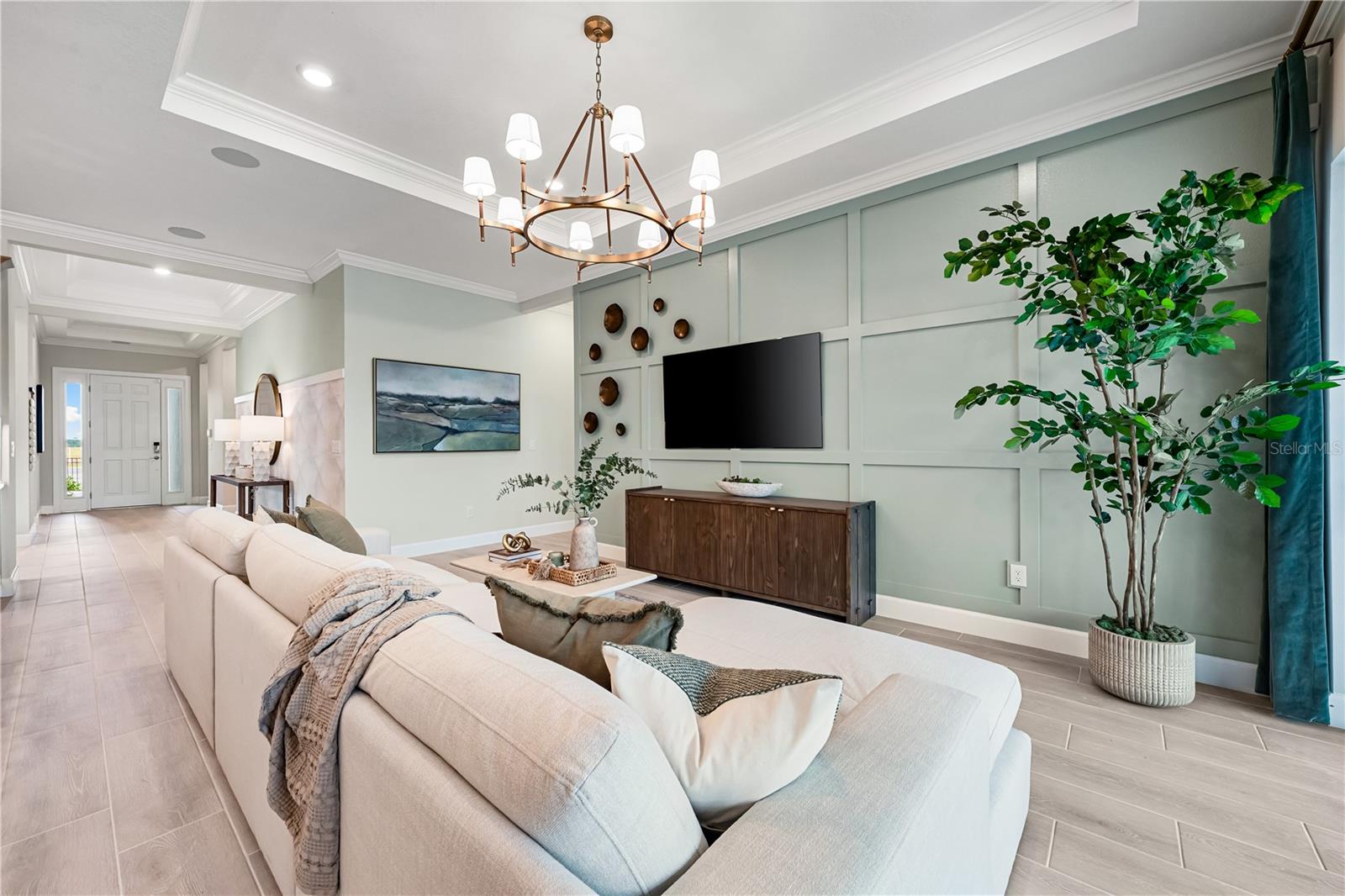 Image 28 of 70 For 7657 Moonbeam Avenue