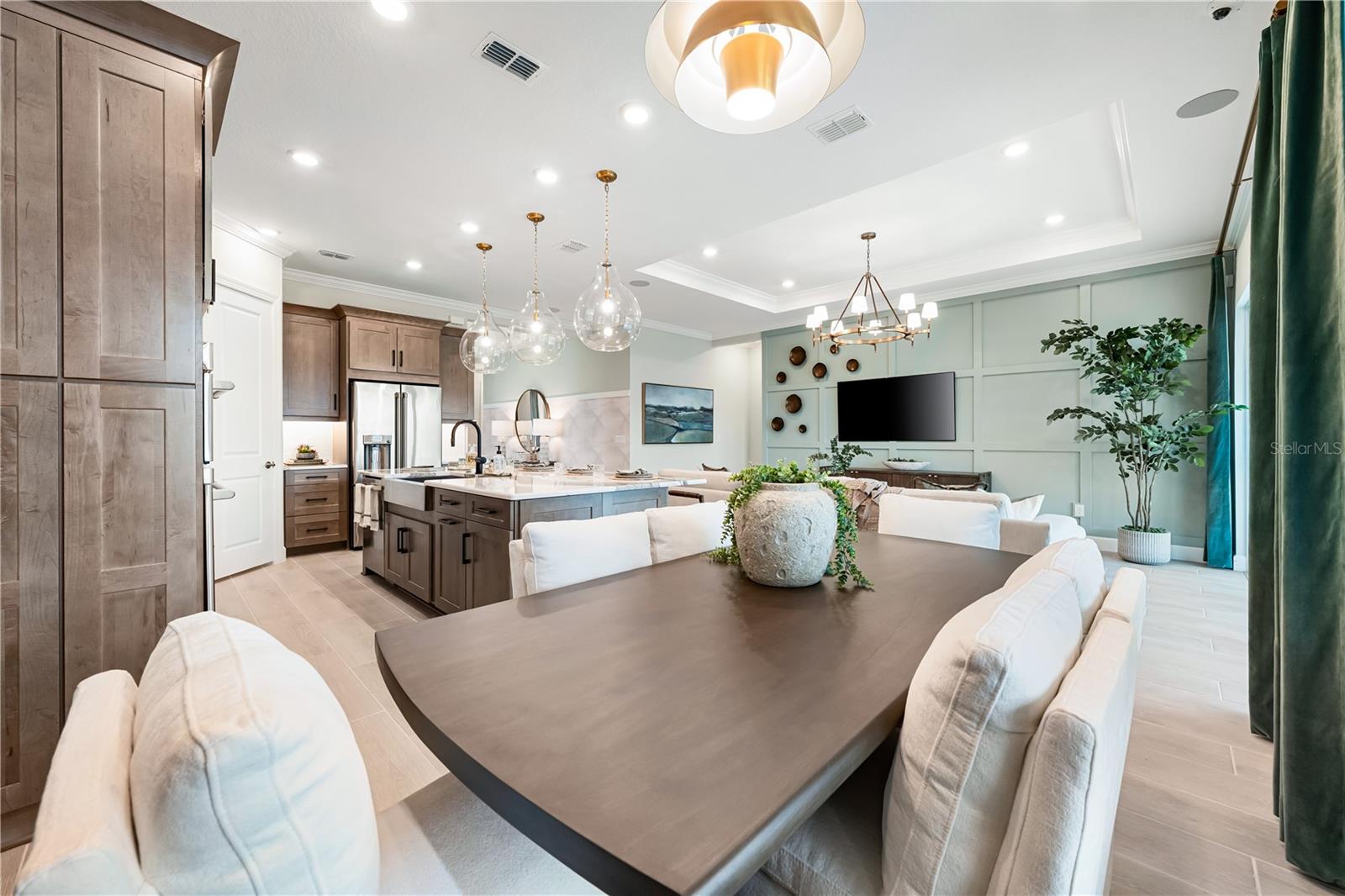 Image 31 of 70 For 7657 Moonbeam Avenue