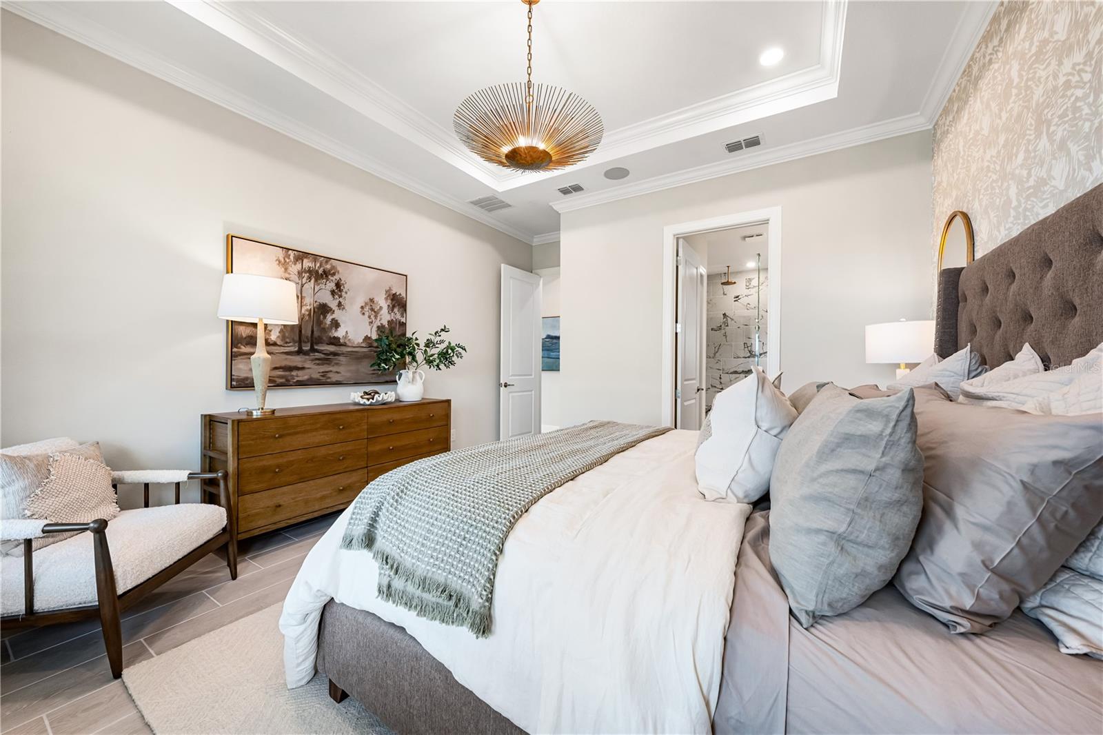 Image 35 of 70 For 7657 Moonbeam Avenue