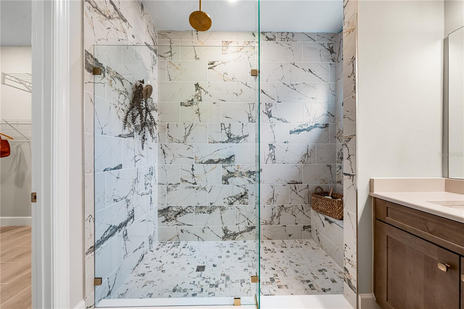 Image 37 of 70 For 7657 Moonbeam Avenue