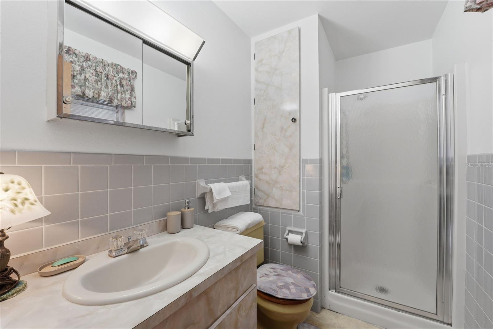 Image 13 of 23 For 4850 Brae Burn Avenue