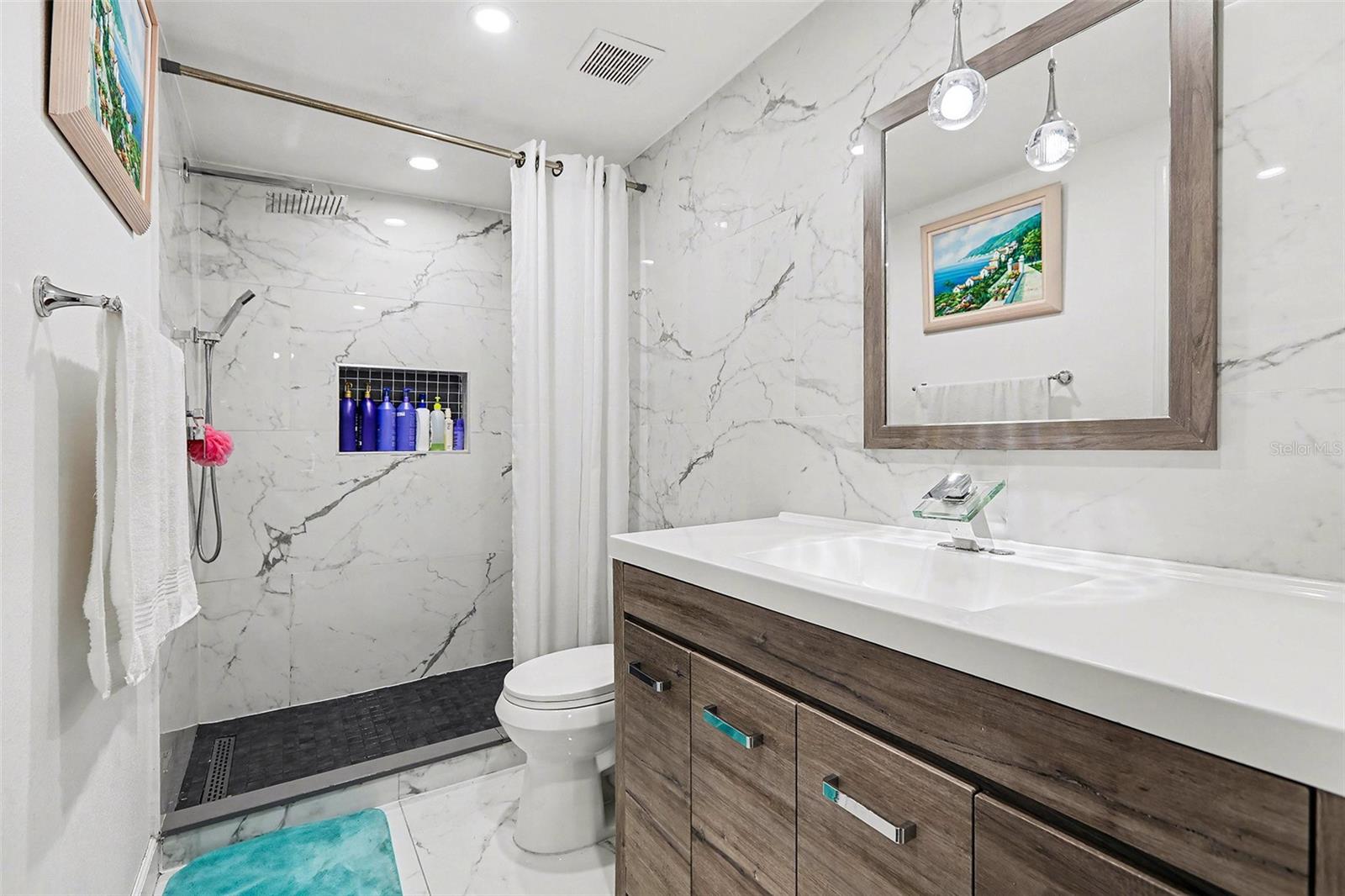 Image 18 of 30 For 4703 33rd Street W