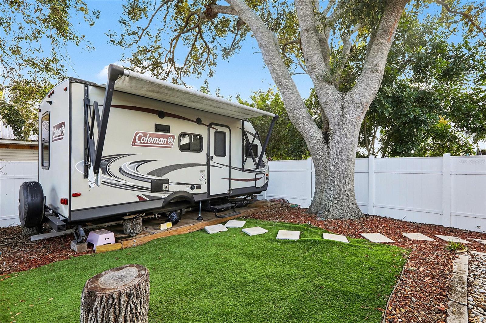 Image 25 of 30 For 4703 33rd Street W