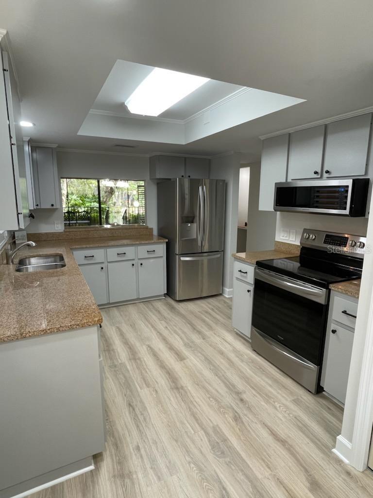 Image 14 of 24 For 6450 Wild Oak Bay Boulevard 239