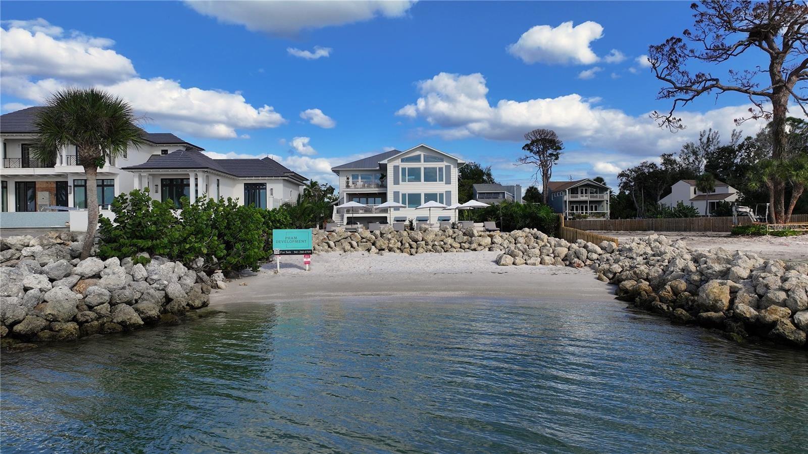 Image 11 of 99 For 4046 Higel Ave Road