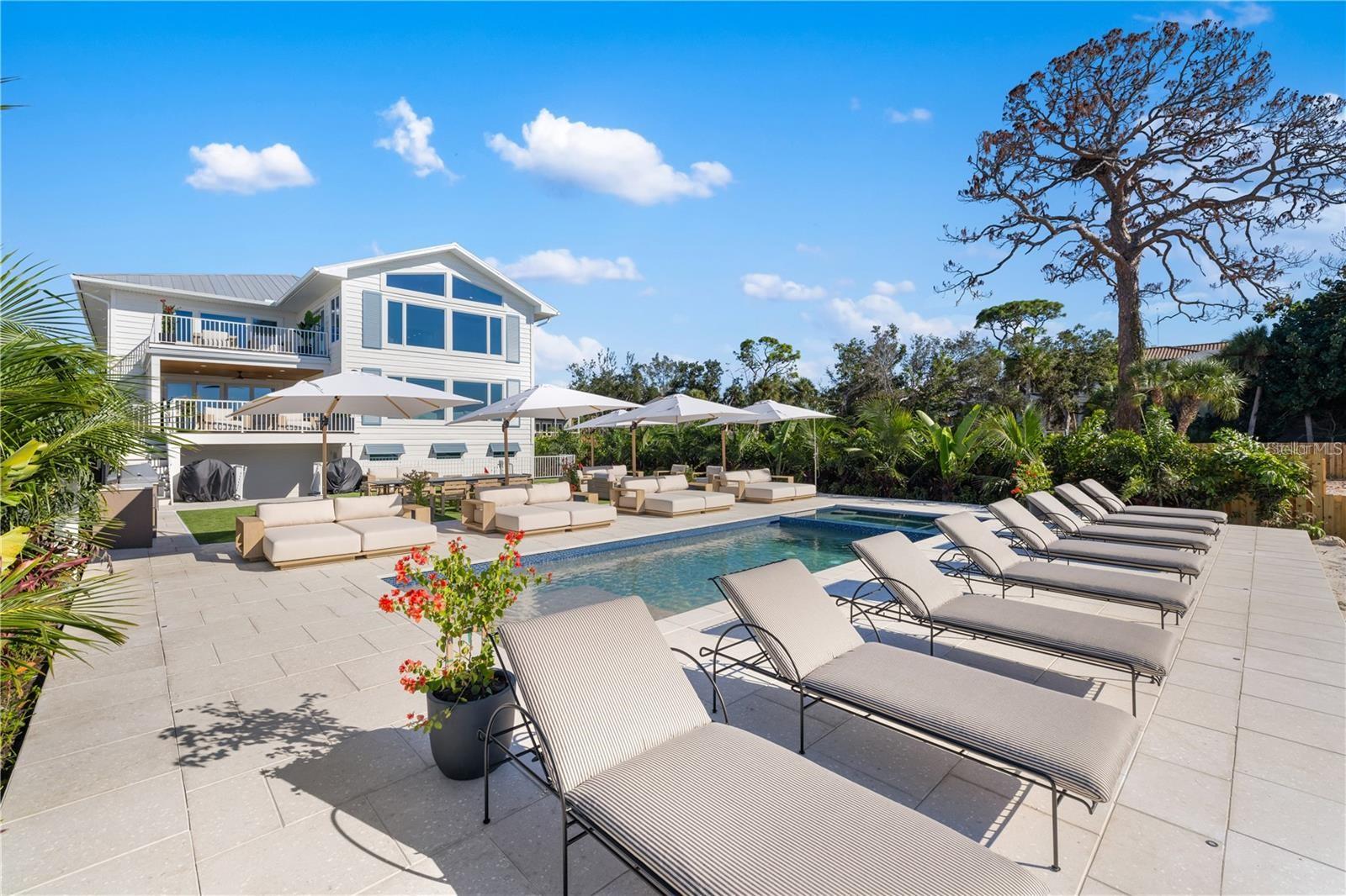 Image 16 of 99 For 4046 Higel Ave Road