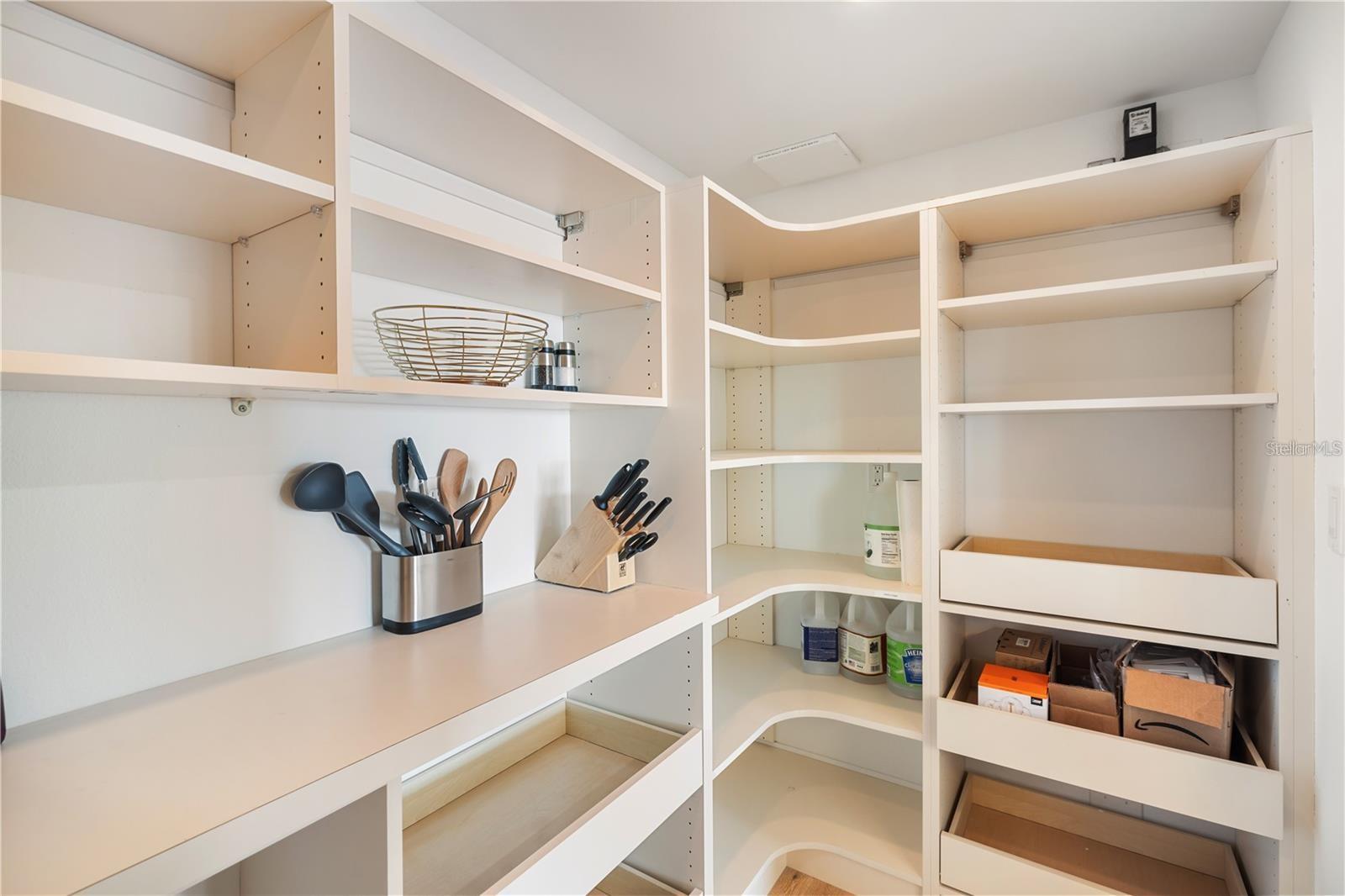 Image 45 of 99 For 4046 Higel Ave Road