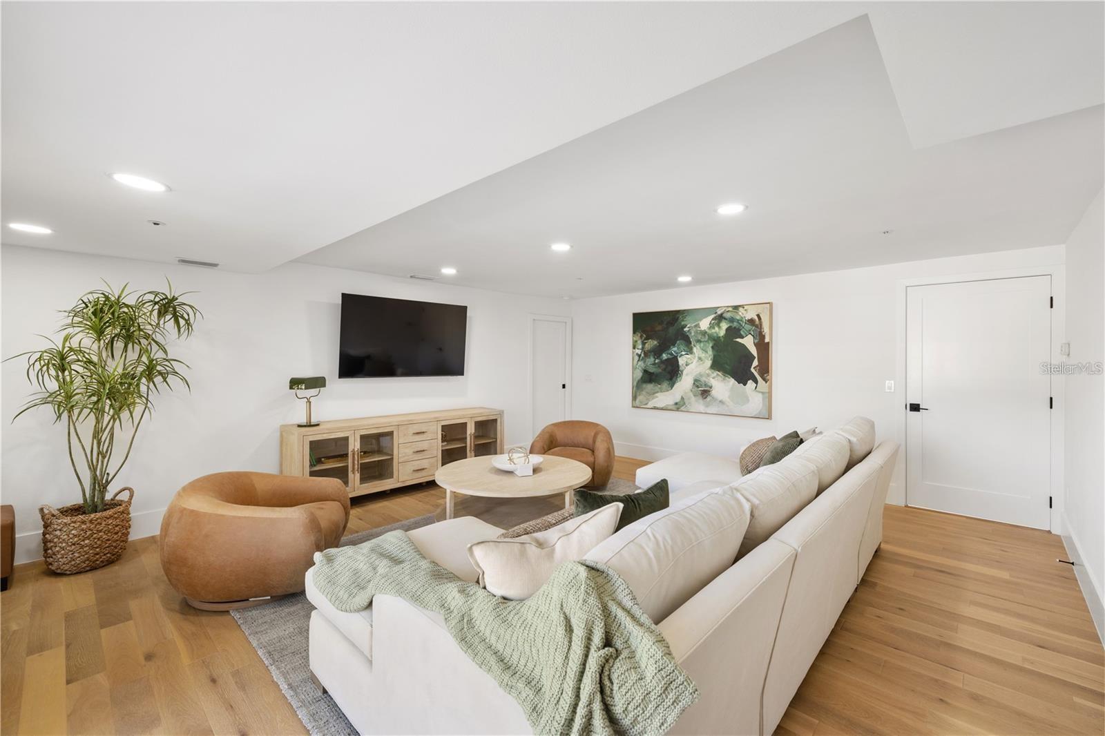 Image 82 of 99 For 4046 Higel Ave Road