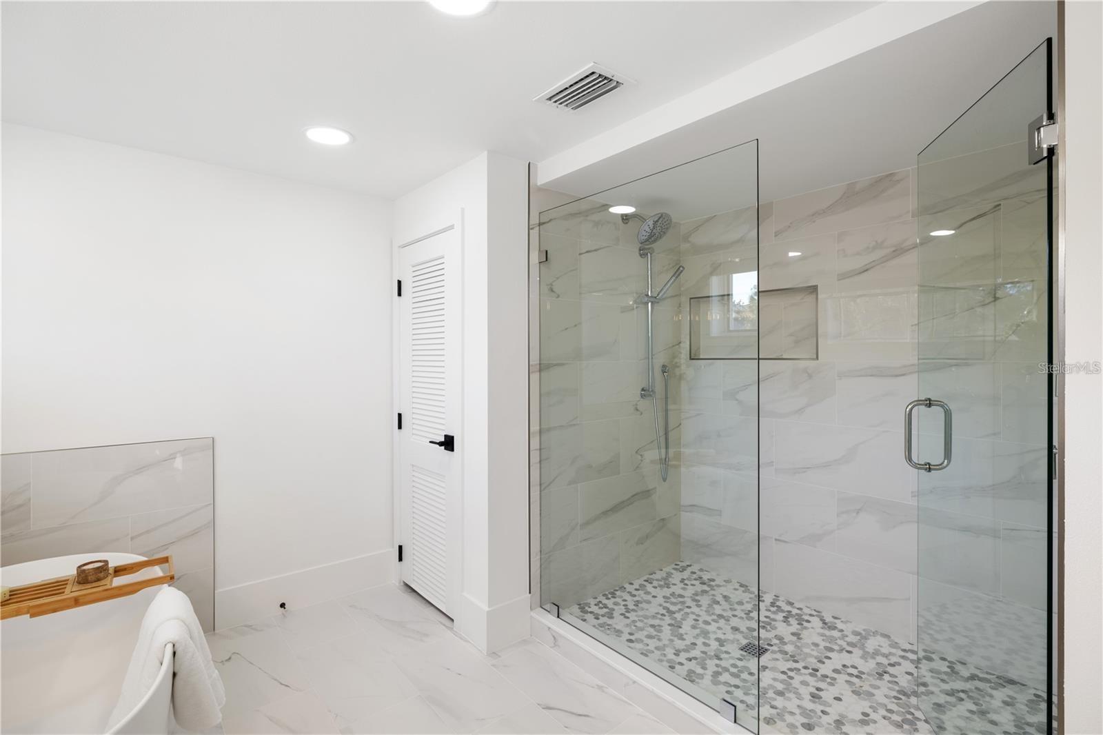 Image 90 of 99 For 4046 Higel Ave Road