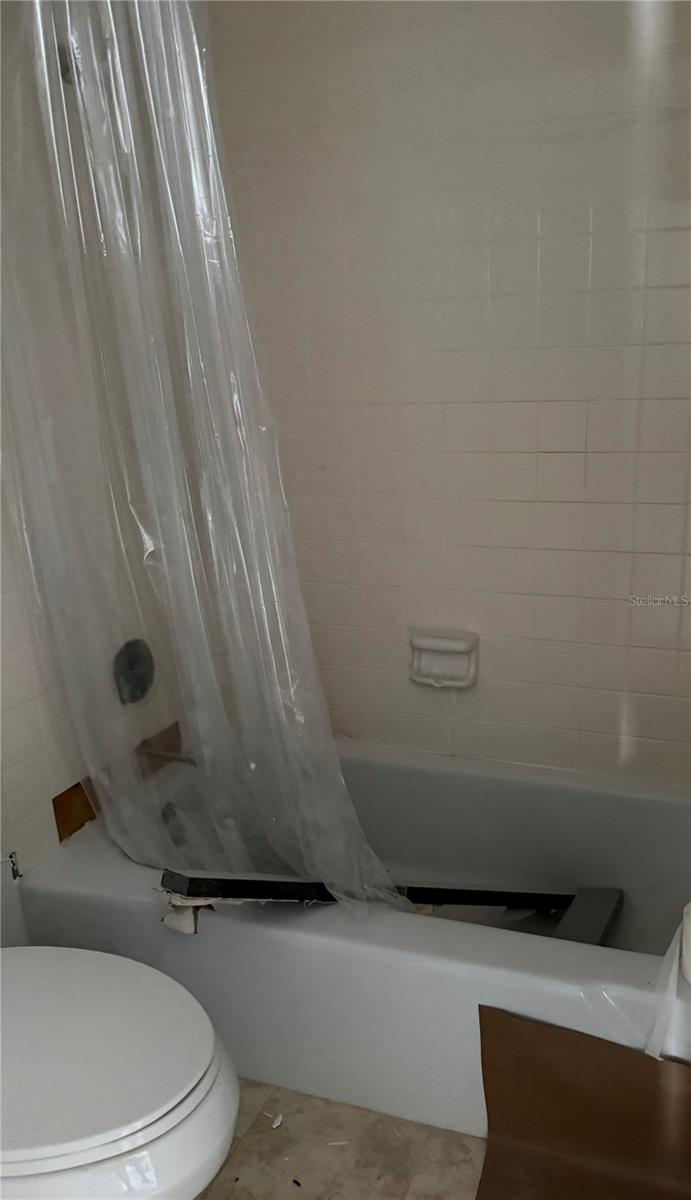 Image 10 of 20 For 614 Fair Winds Drive 614