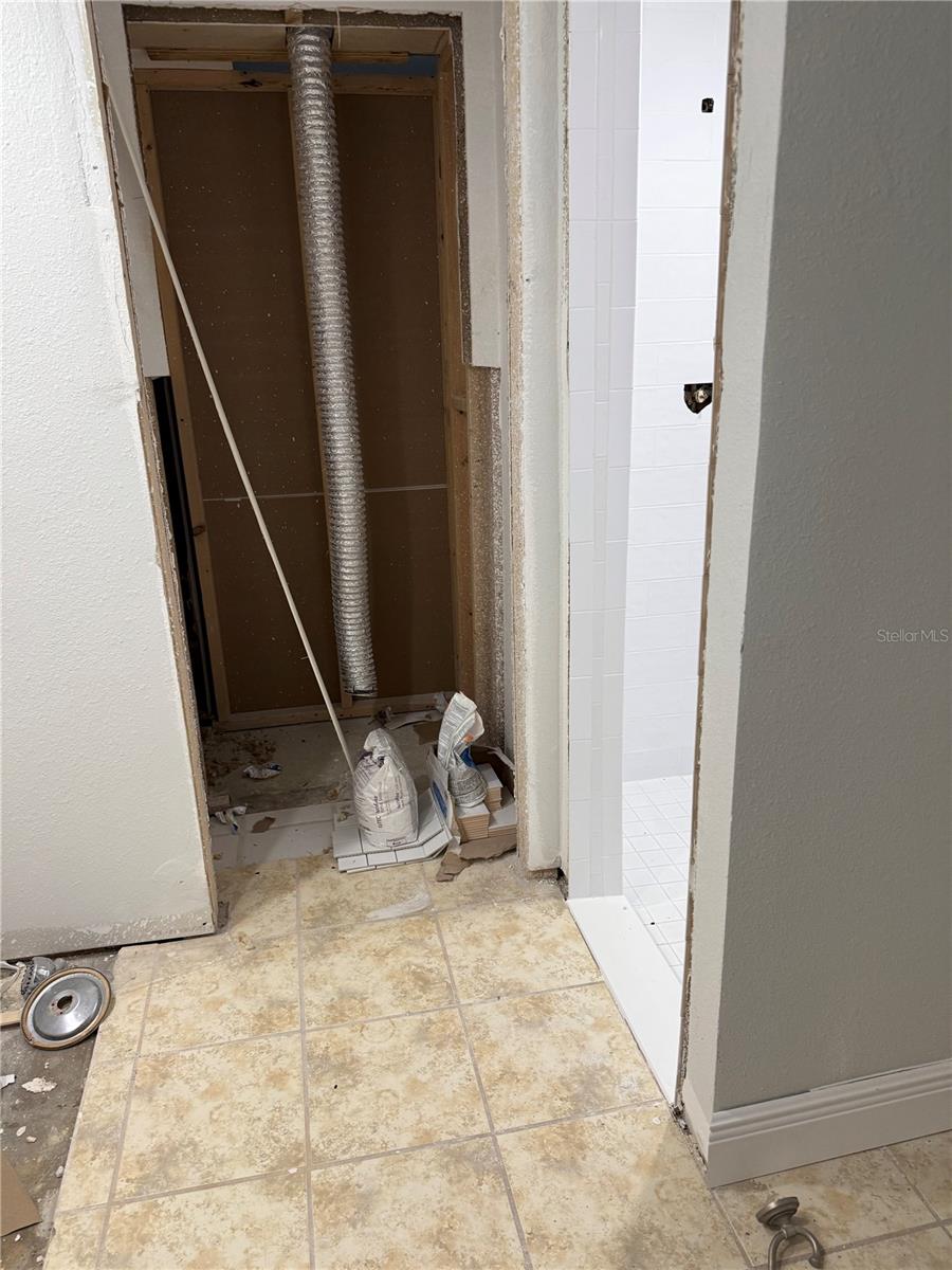 Image 17 of 20 For 614 Fair Winds Drive 614