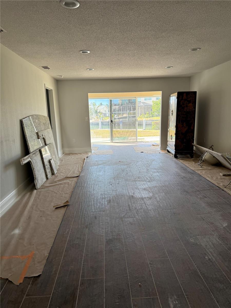 Image 20 of 20 For 614 Fair Winds Drive 614