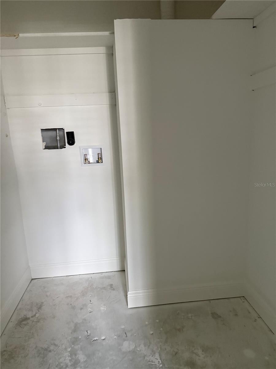 Image 7 of 20 For 614 Fair Winds Drive 614