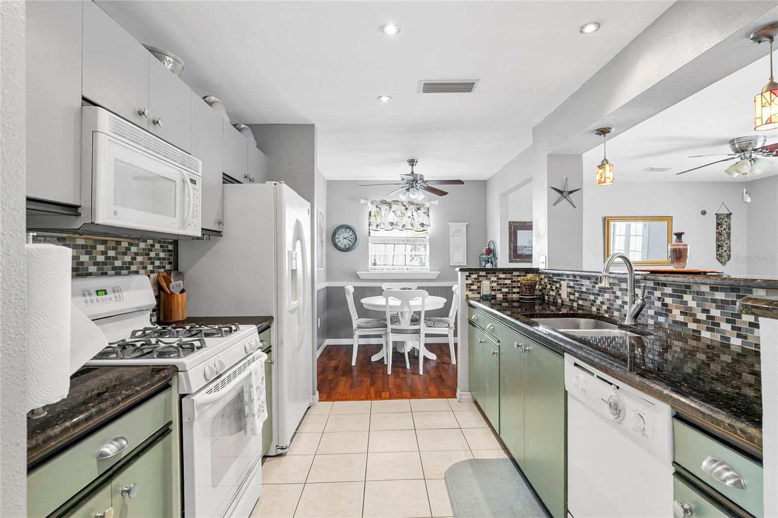 Image 3 of 24 For 1108 65th Avenue W