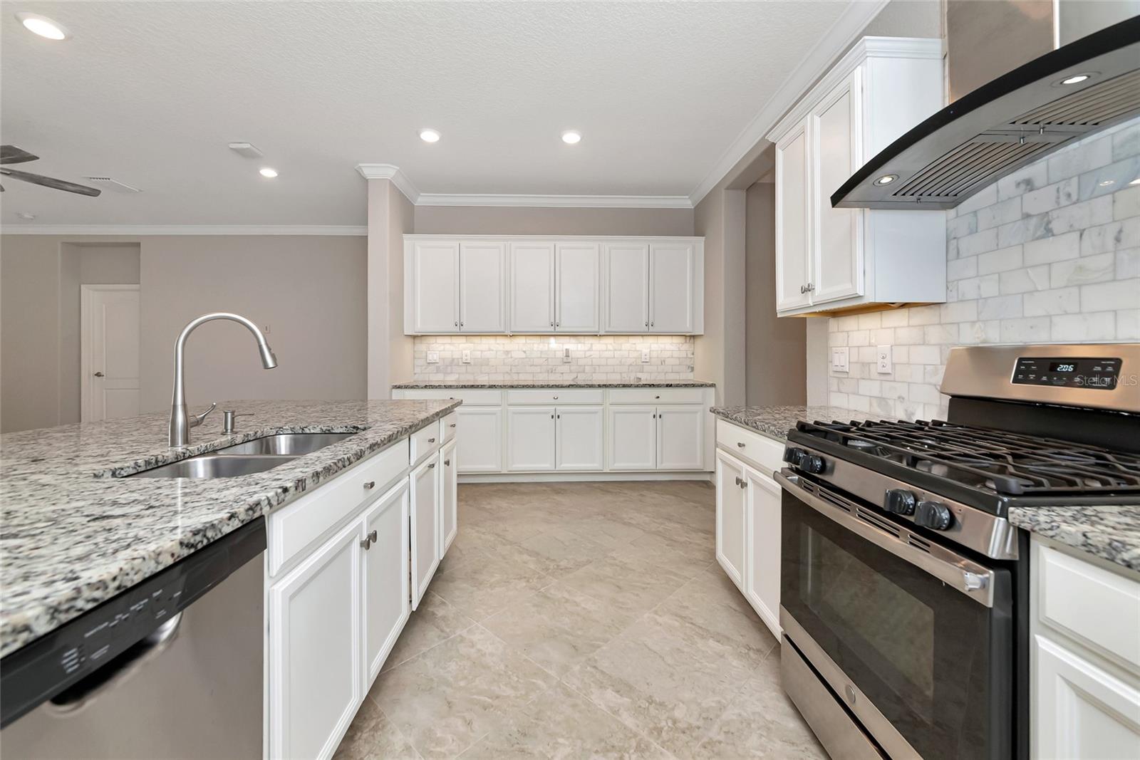 Image 13 of 68 For 10202 Marbella Drive