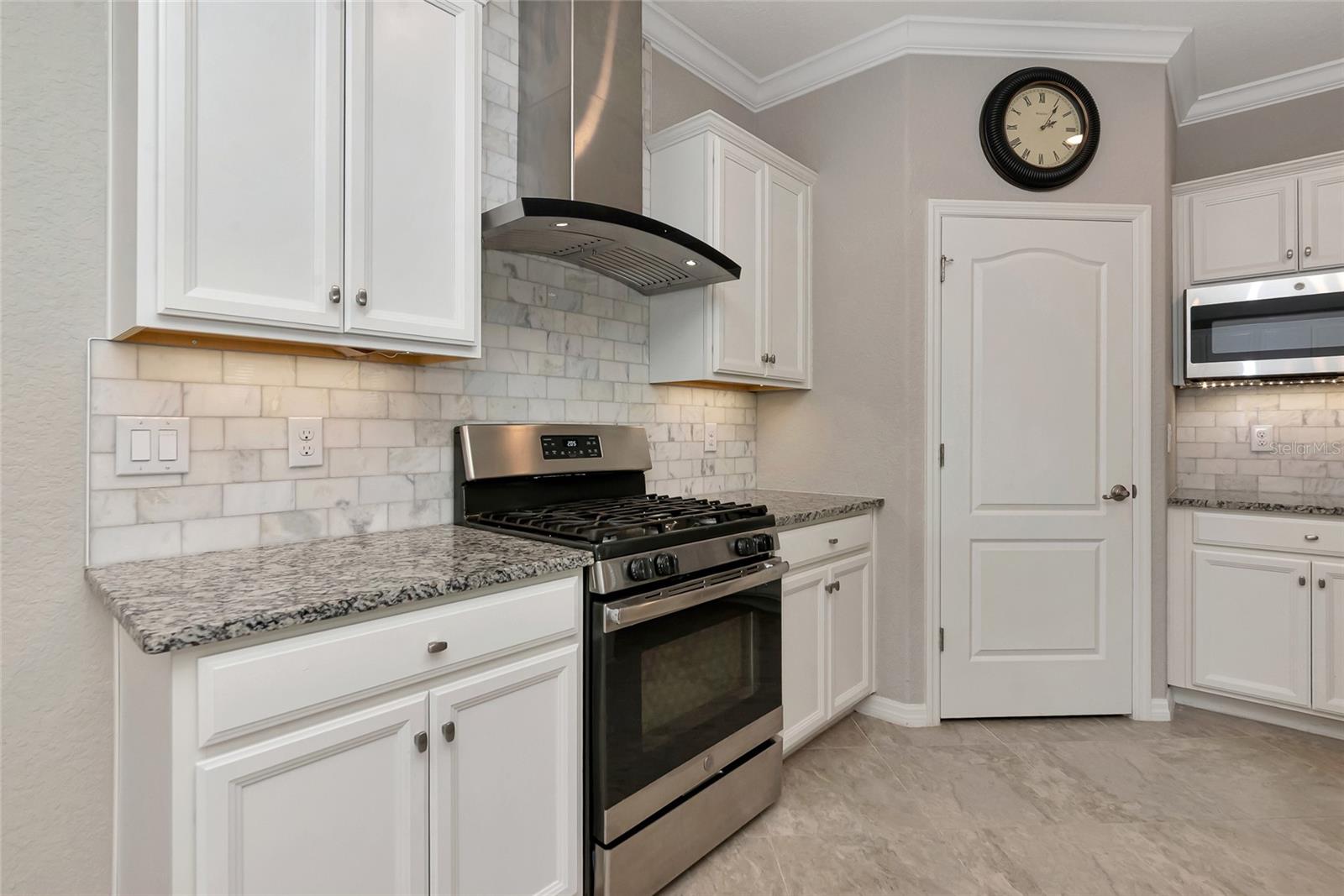 Image 14 of 68 For 10202 Marbella Drive